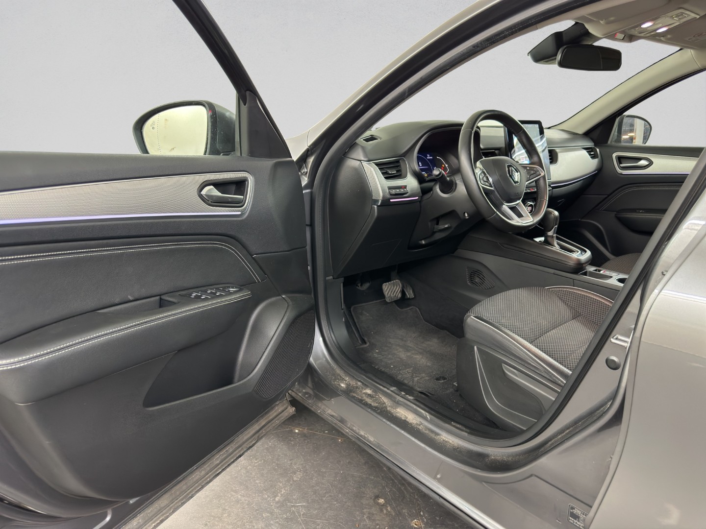 RENAULT Arkana 1.6 E-Tech Intens-image-25
