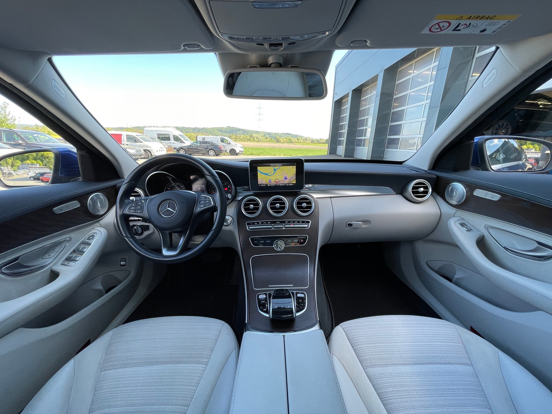 MERCEDES-BENZ C 400 Avantgarde 4Matic 7G-Tronic-image-7
