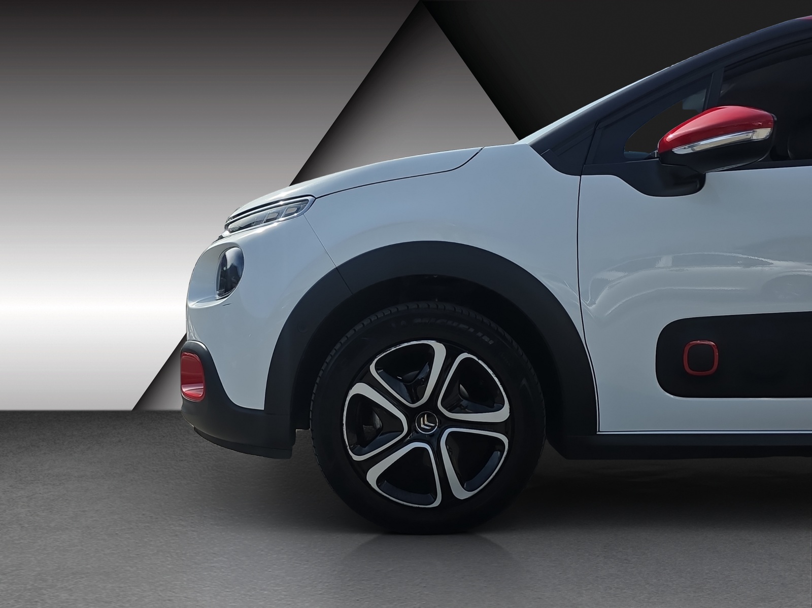CITROEN C3 1.2i PureTech Shine-image-17