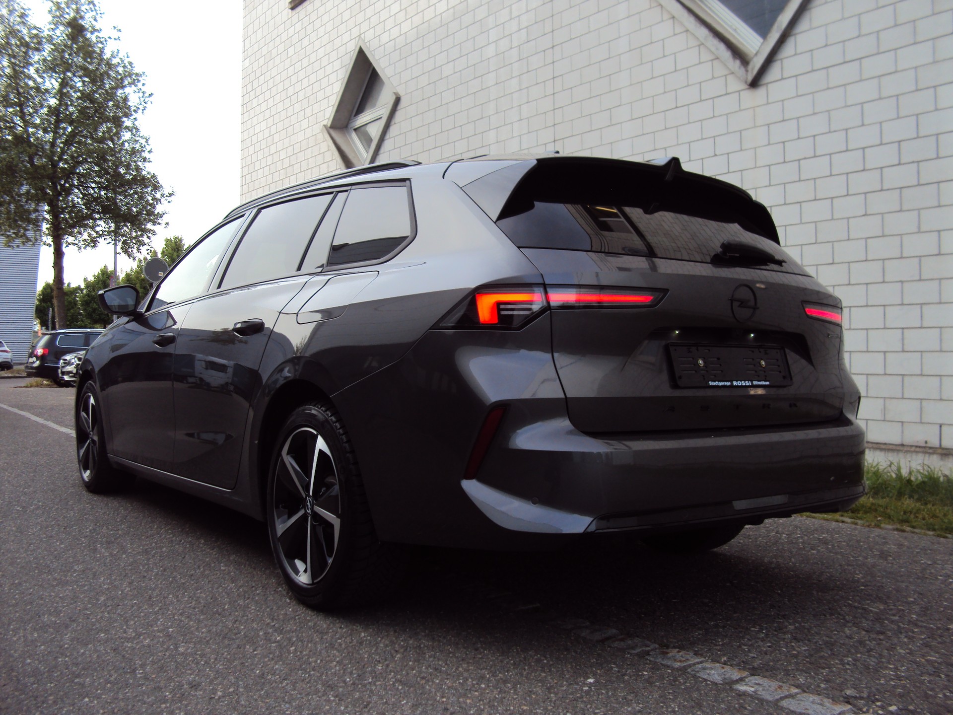 OPEL Astra Sports Tourer 1.6 PHEV Turbo GS A-image-3