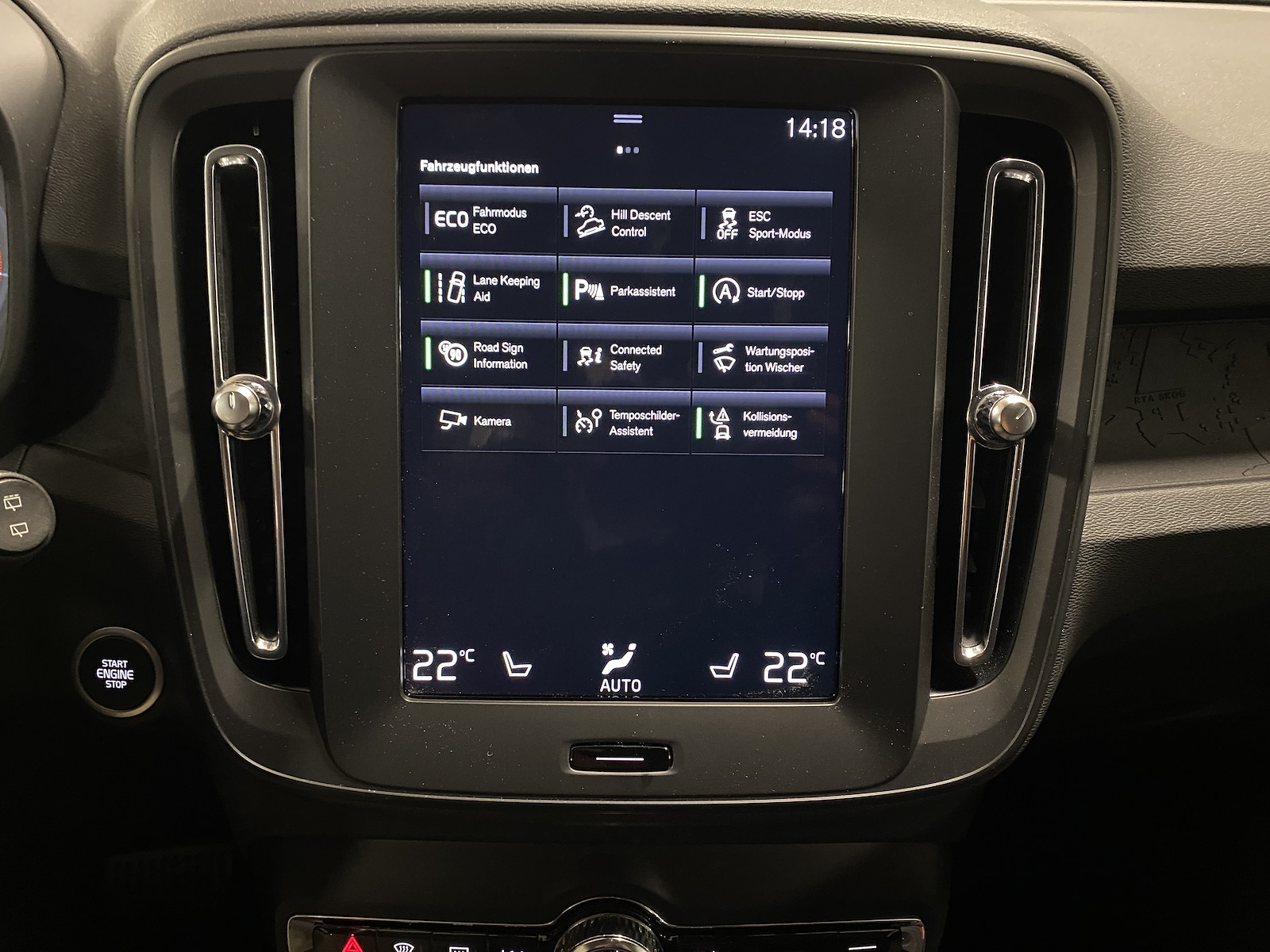 VOLVO XC40 1.5 T2 XCITE-image-12