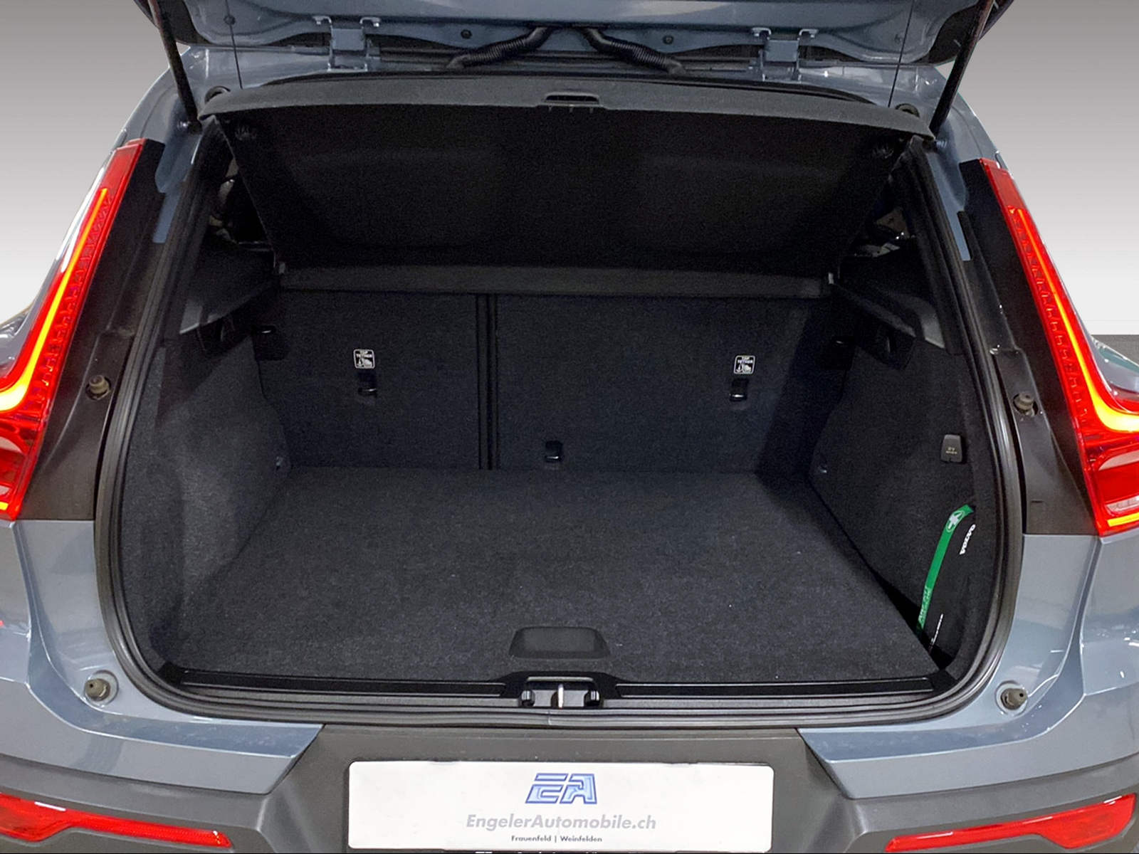 VOLVO XC40 1.5 T2 XCITE-image-14