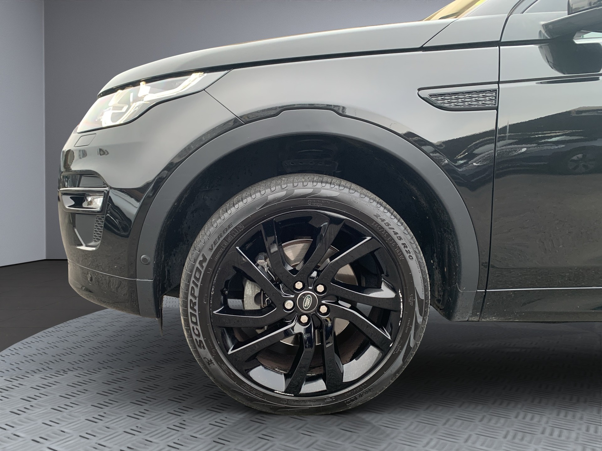 LAND ROVER 2.0 TD4 180 HSE Luxury 7 places, pack dynamic +, Garantie Land Rover jusqu’a Mars 2027-image-5