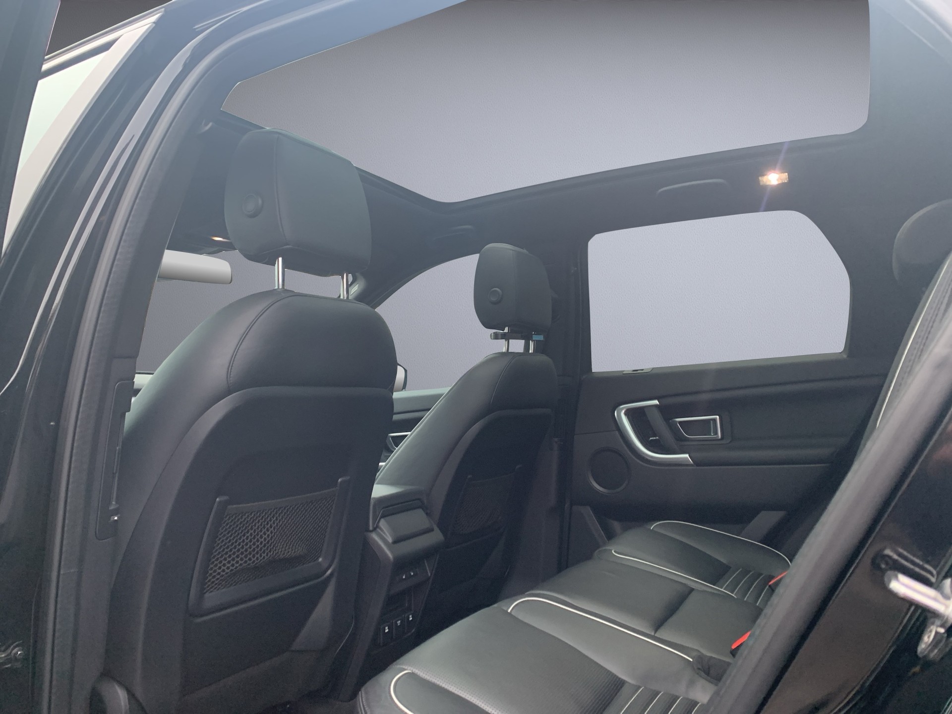 LAND ROVER 2.0 TD4 180 HSE Luxury 7 places, pack dynamic +, Garantie Land Rover jusqu’a Mars 2027-image-9