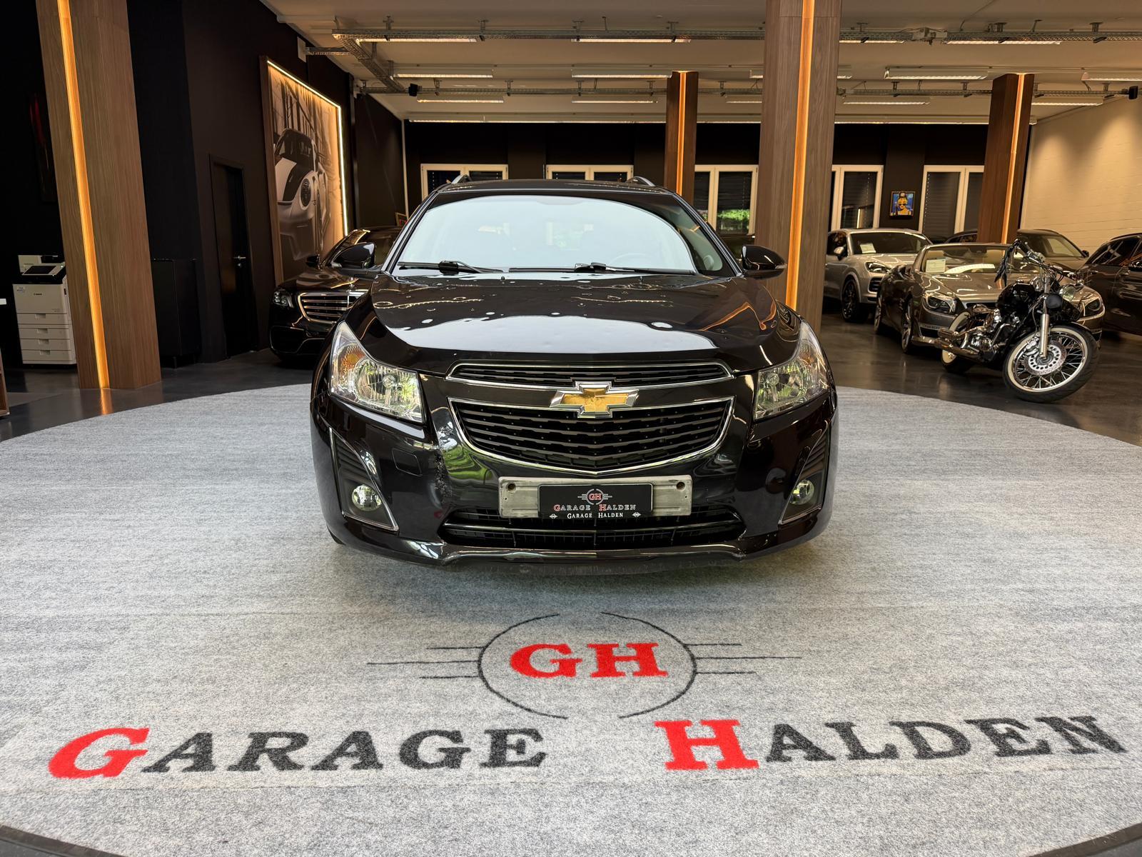 CHEVROLET Cruze 1.8 LTZ-showroom-element-1