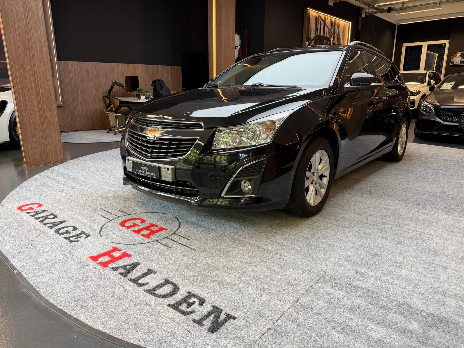 CHEVROLET Cruze 1.8 LTZ-showroom-element-3