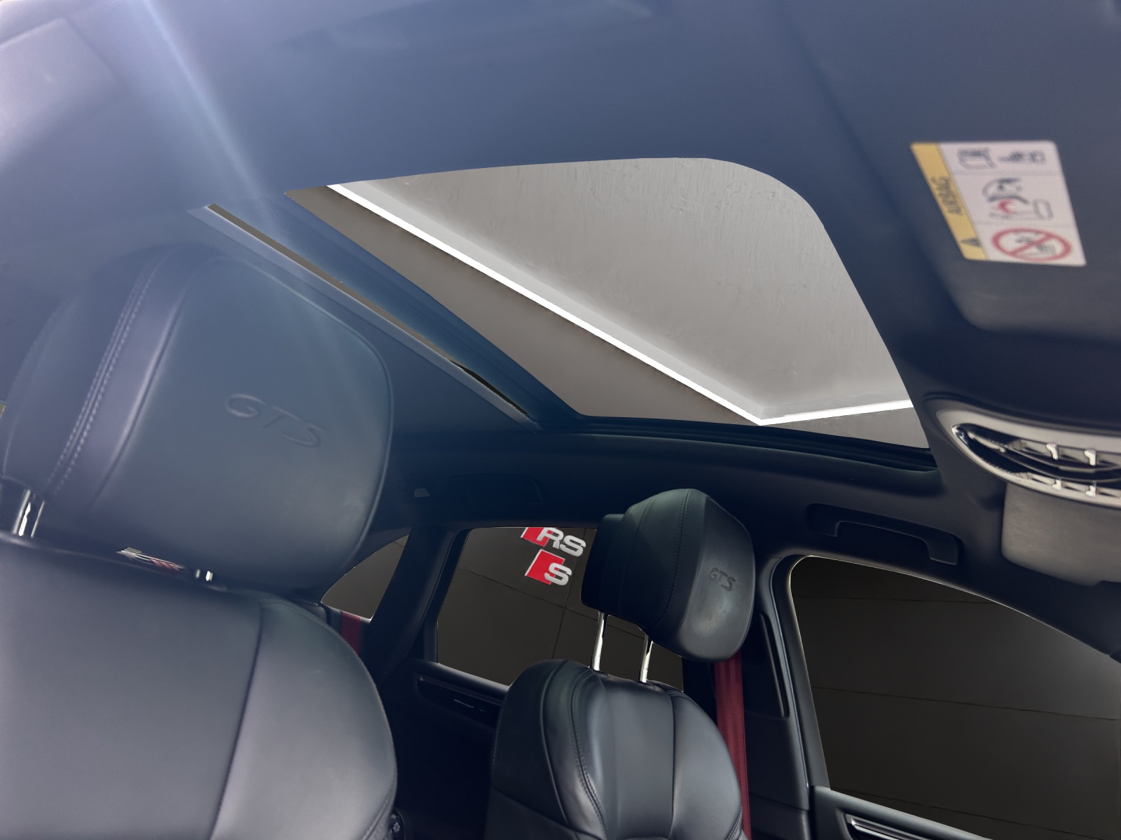 PORSCHE Macan GTS PDK-image-20