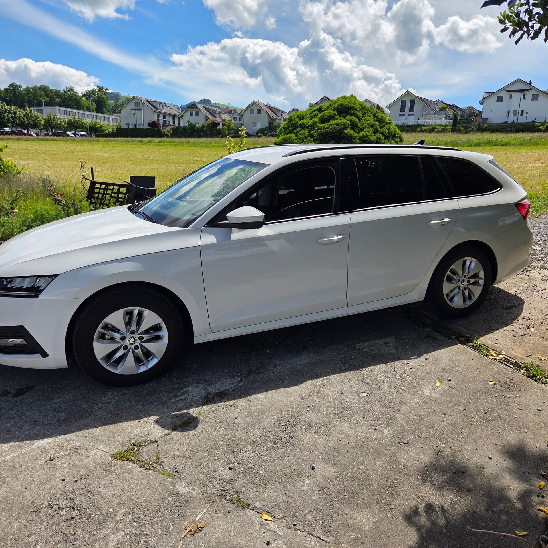 SKODA Octavia Combi 1.0 TSI mHEV DSG Style-image-7