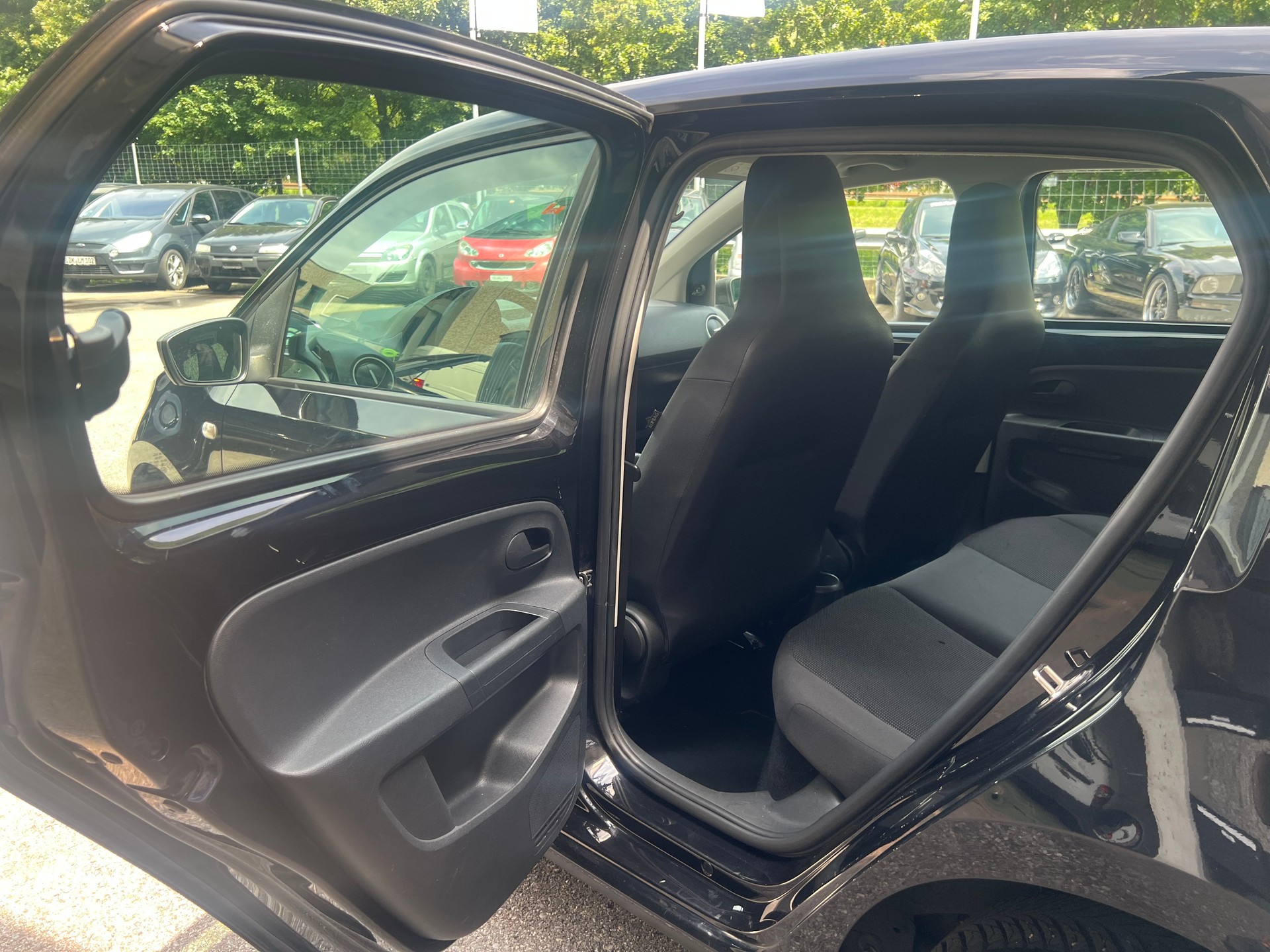 VW Up 1.0 take up-image-9