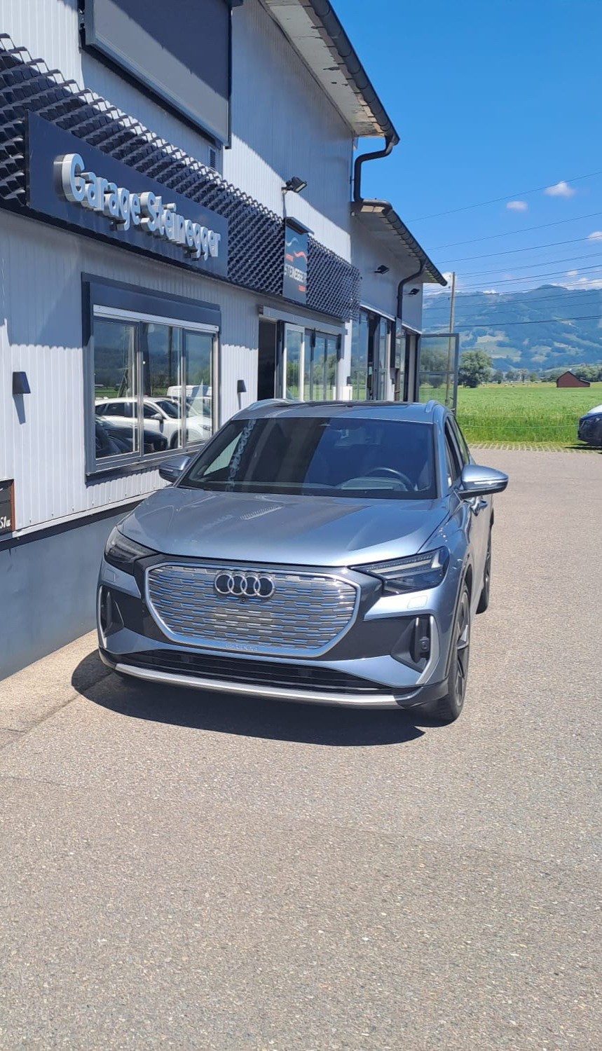 AUDI Q4 e-tron 50 quattro *S-Line*-image-2