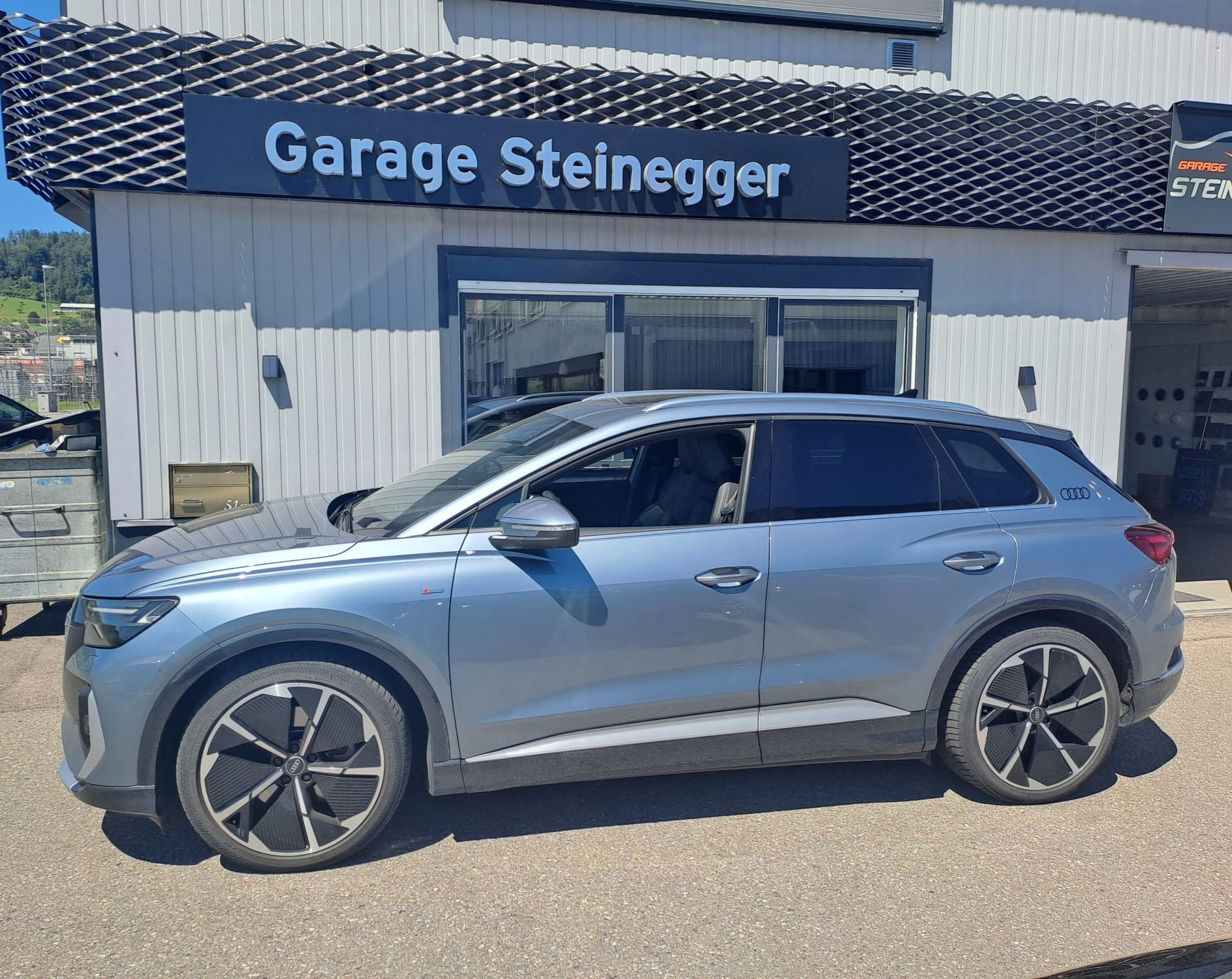 AUDI Q4 e-tron 50 quattro *S-Line*-image-3