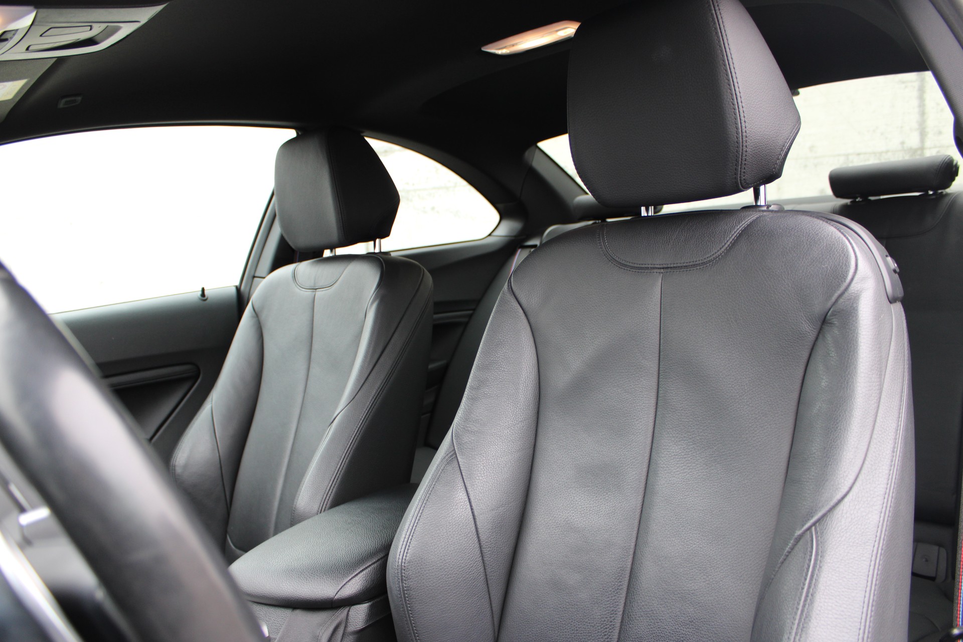 BMW M240i xDrive-image-8