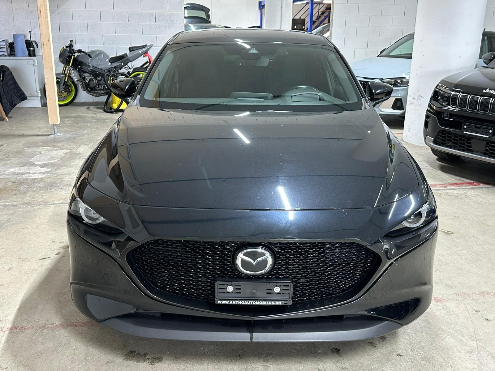 MAZDA 3 Hatchback SKYACTIV-X M Hybrid 180 Ambition AWD-image-1