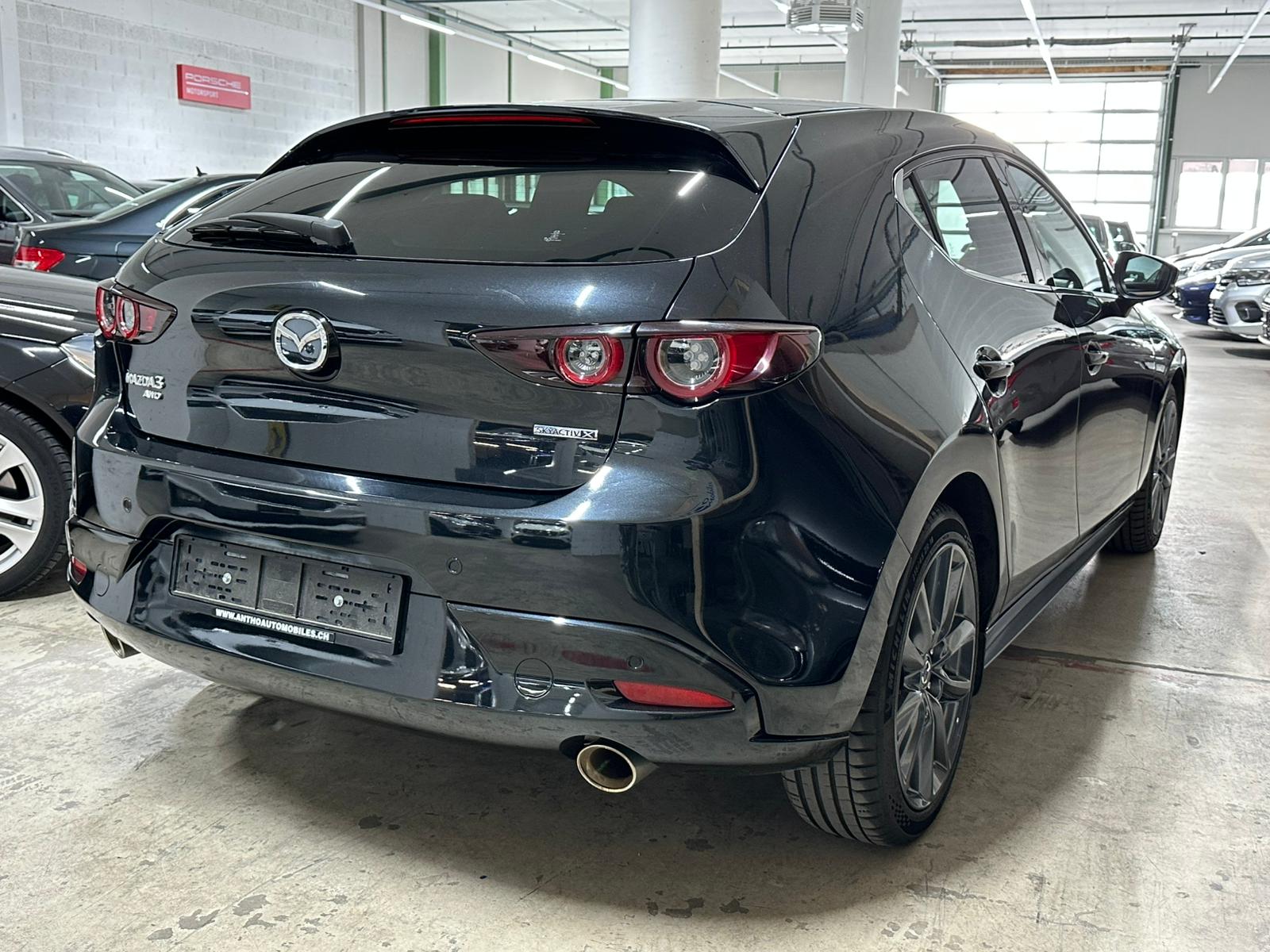 MAZDA 3 Hatchback SKYACTIV-X M Hybrid 180 Ambition AWD-image-5