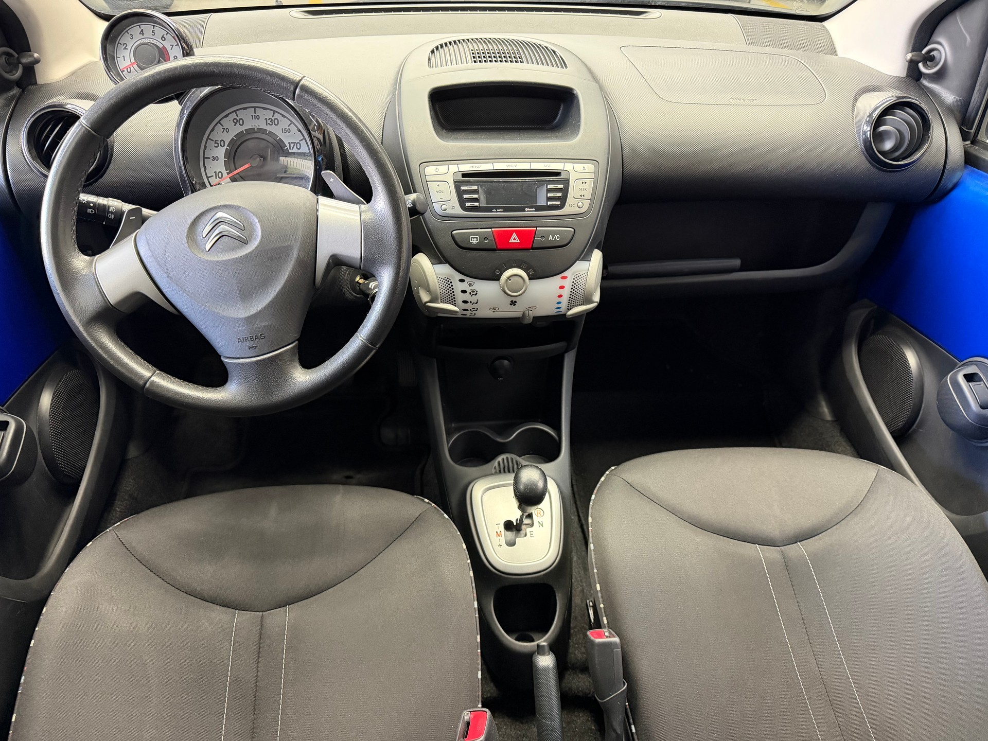 CITROEN C1 1.0i Séduction EGS-image-3