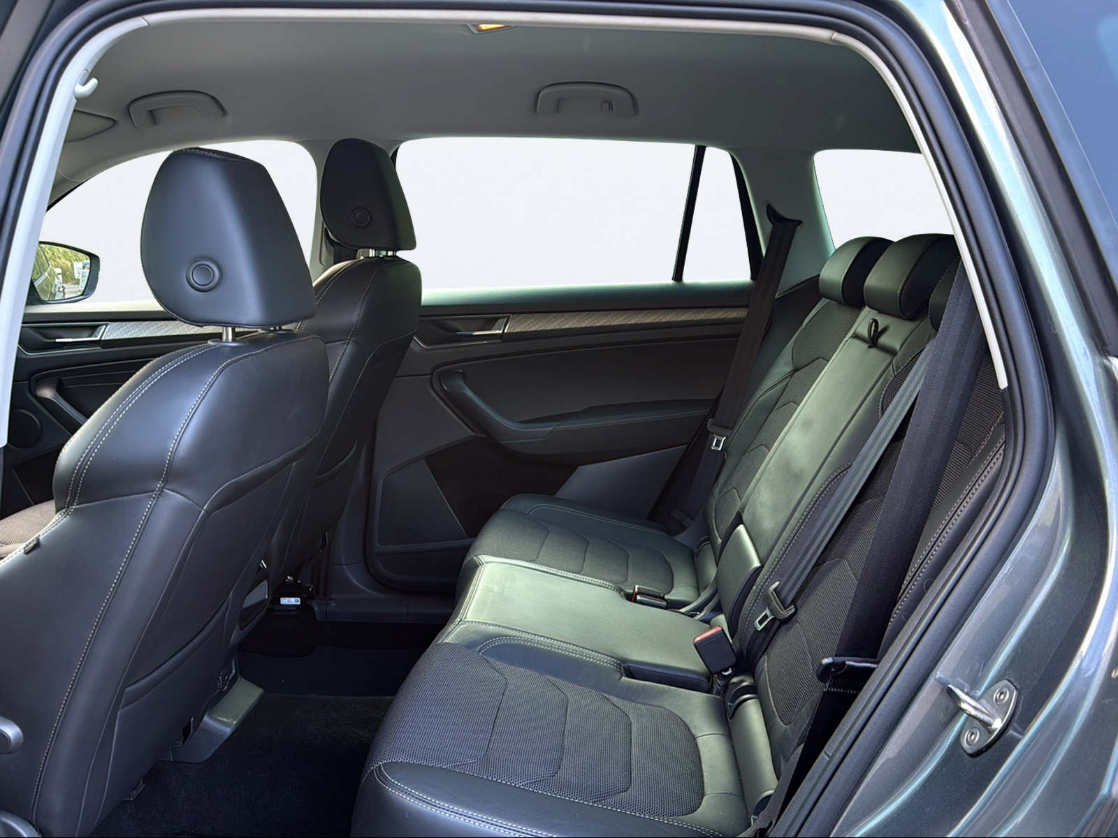SKODA Kodiaq 2.0 TSI 4x4 Style-image-13