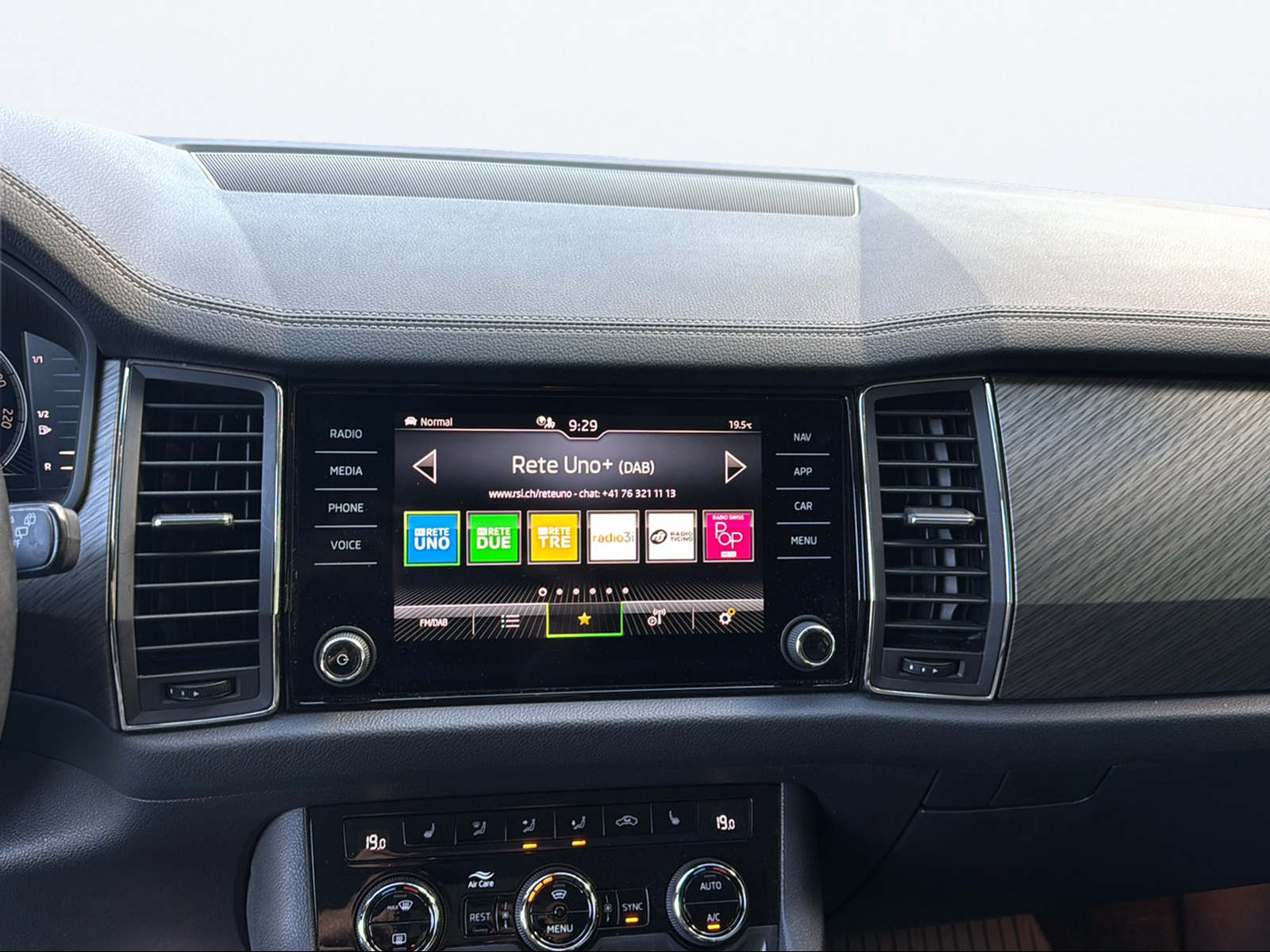 SKODA Kodiaq 2.0 TSI 4x4 Style-image-12