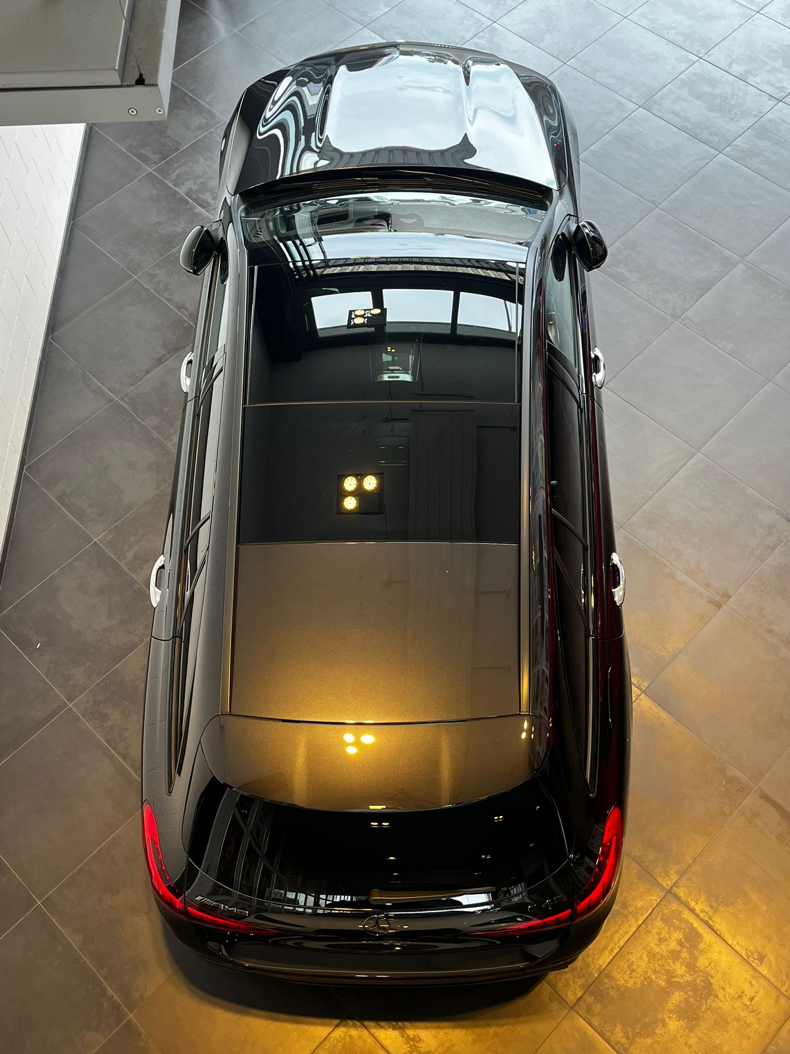 MERCEDES-BENZ C AMG 43 T 4Matic-image-10