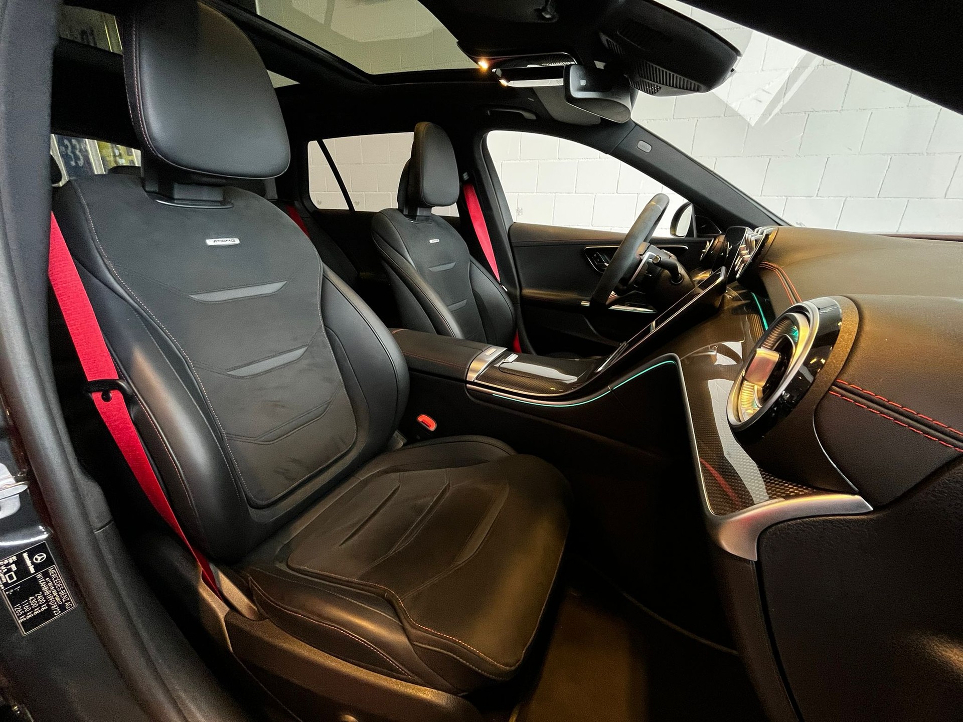 MERCEDES-BENZ C AMG 43 T 4Matic-image-17