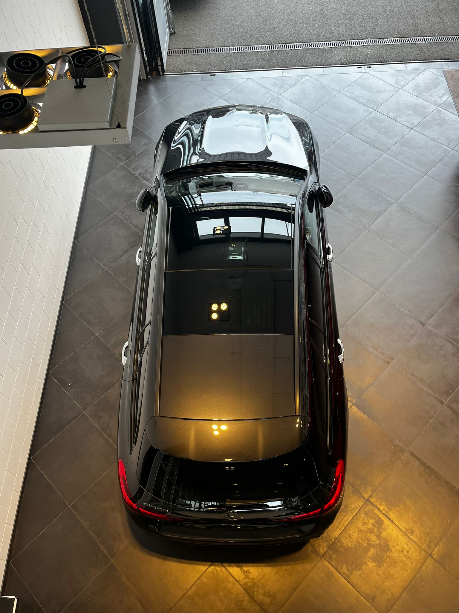 MERCEDES-BENZ C AMG 43 T 4Matic-image-9