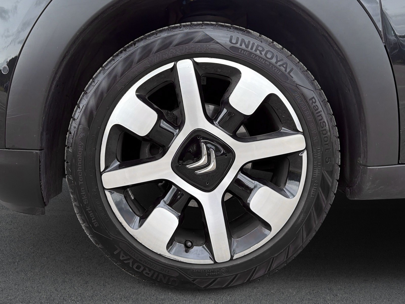 CITROEN C4 Cactus 1.2 e-THP Rip Curl-image-6