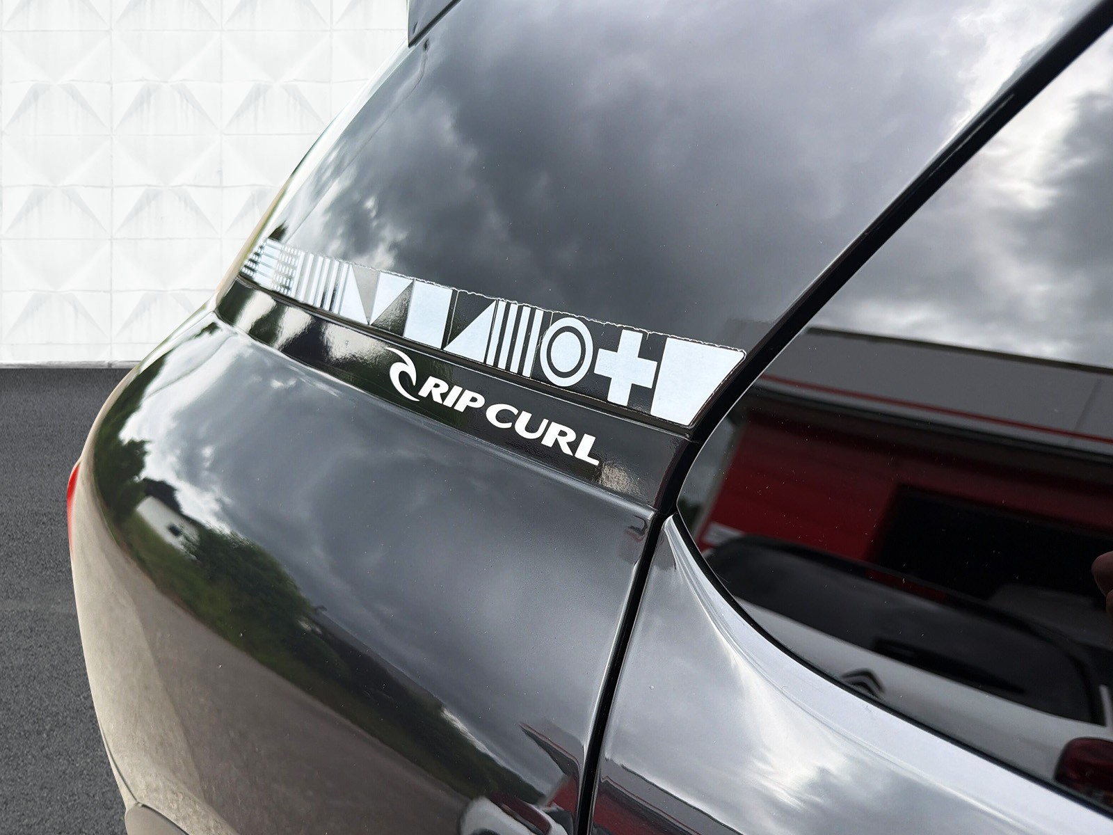 CITROEN C4 Cactus 1.2 e-THP Rip Curl-image-11