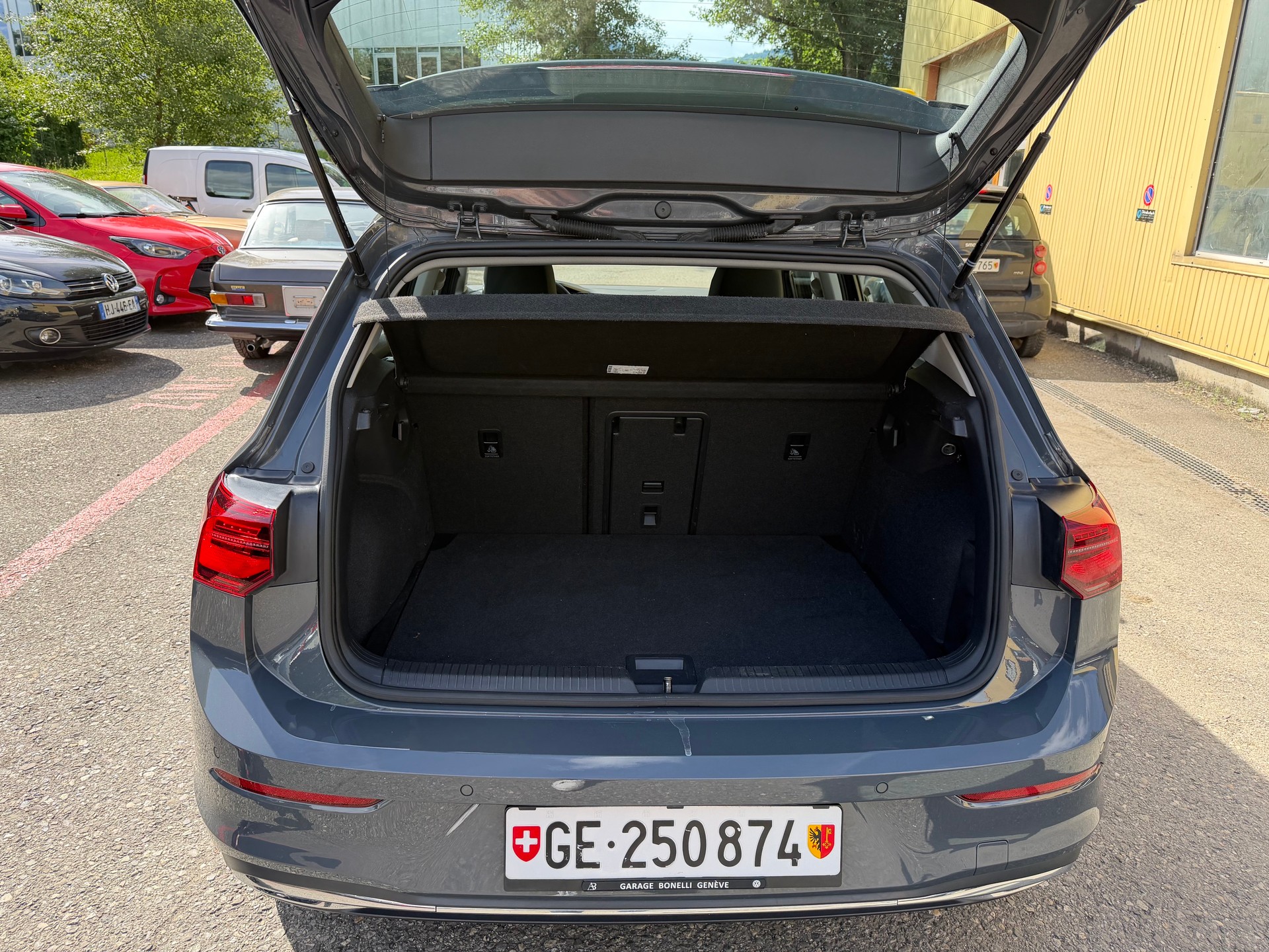 VW 2.0 TSI Style DSG 4motion-image-5