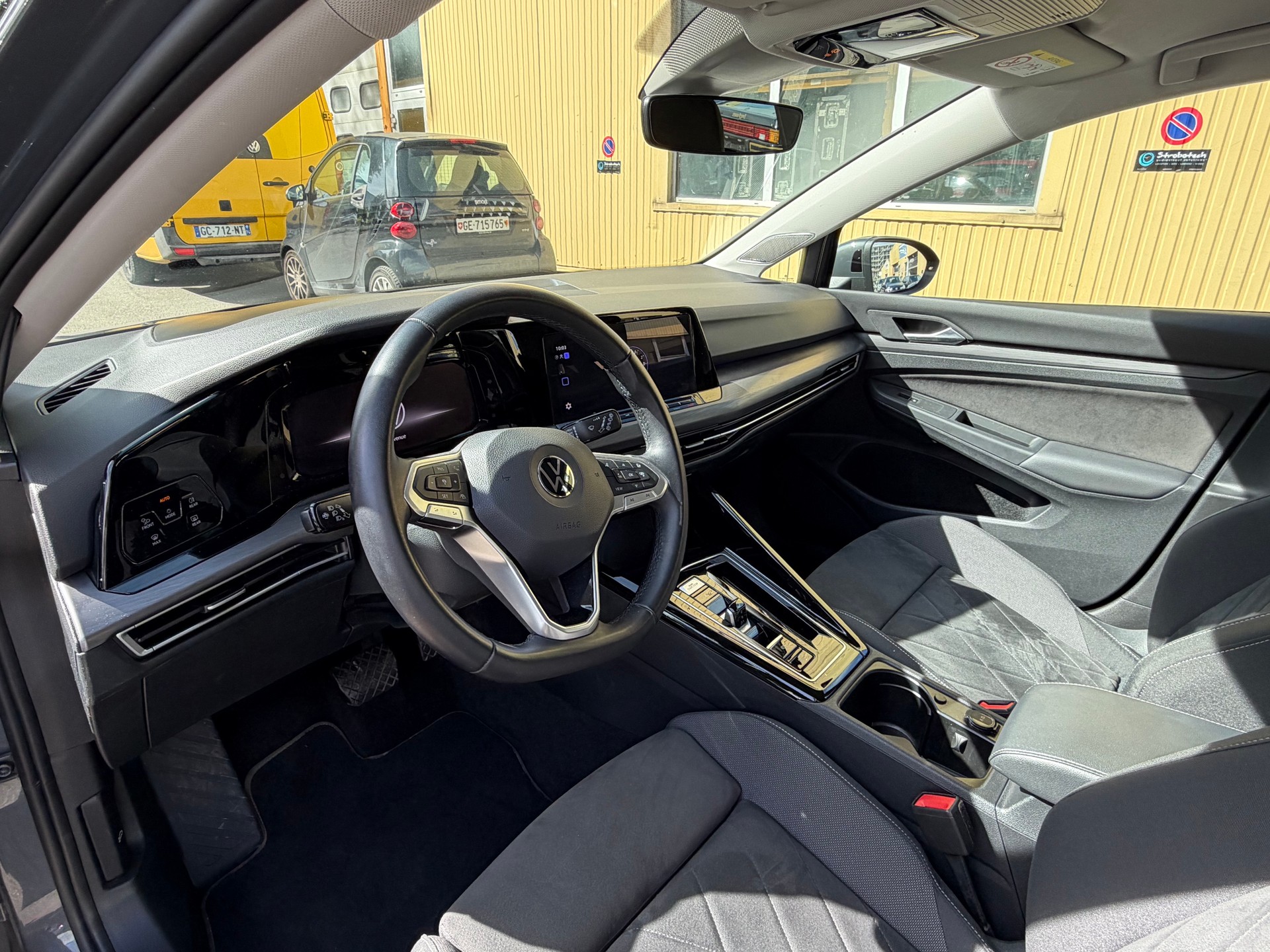 VW 2.0 TSI Style DSG 4motion-image-7
