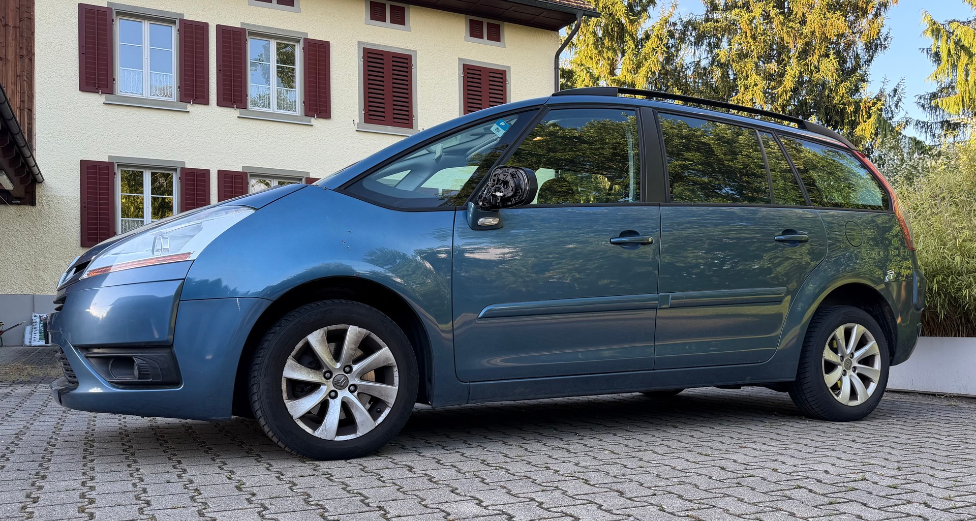 CITROEN Grand C4 Picasso 2.0 HDI Dynamique-image-2