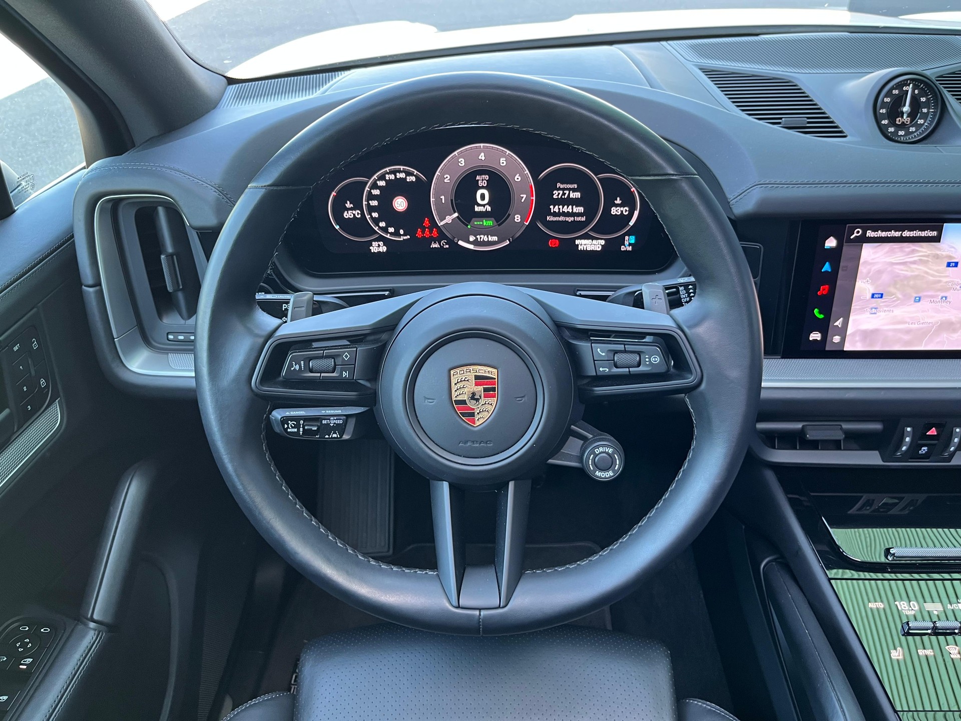 PORSCHE Cayenne E-Hybrid Tiptronic-image-12