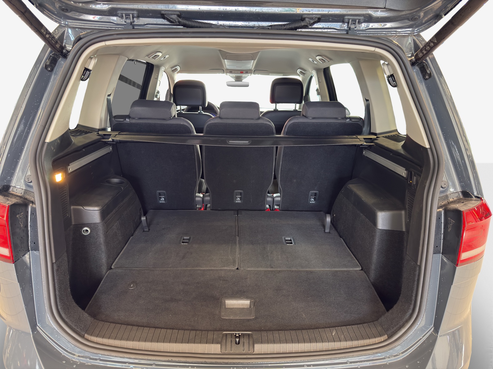 VW Touran 1.5 TSI EVO Highline DSG-image-12