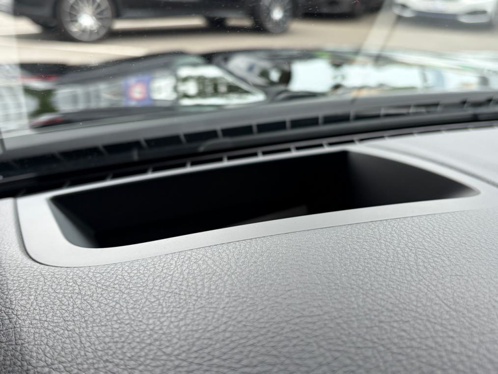 BMW 530d Touring xDrive M Sport-image-5