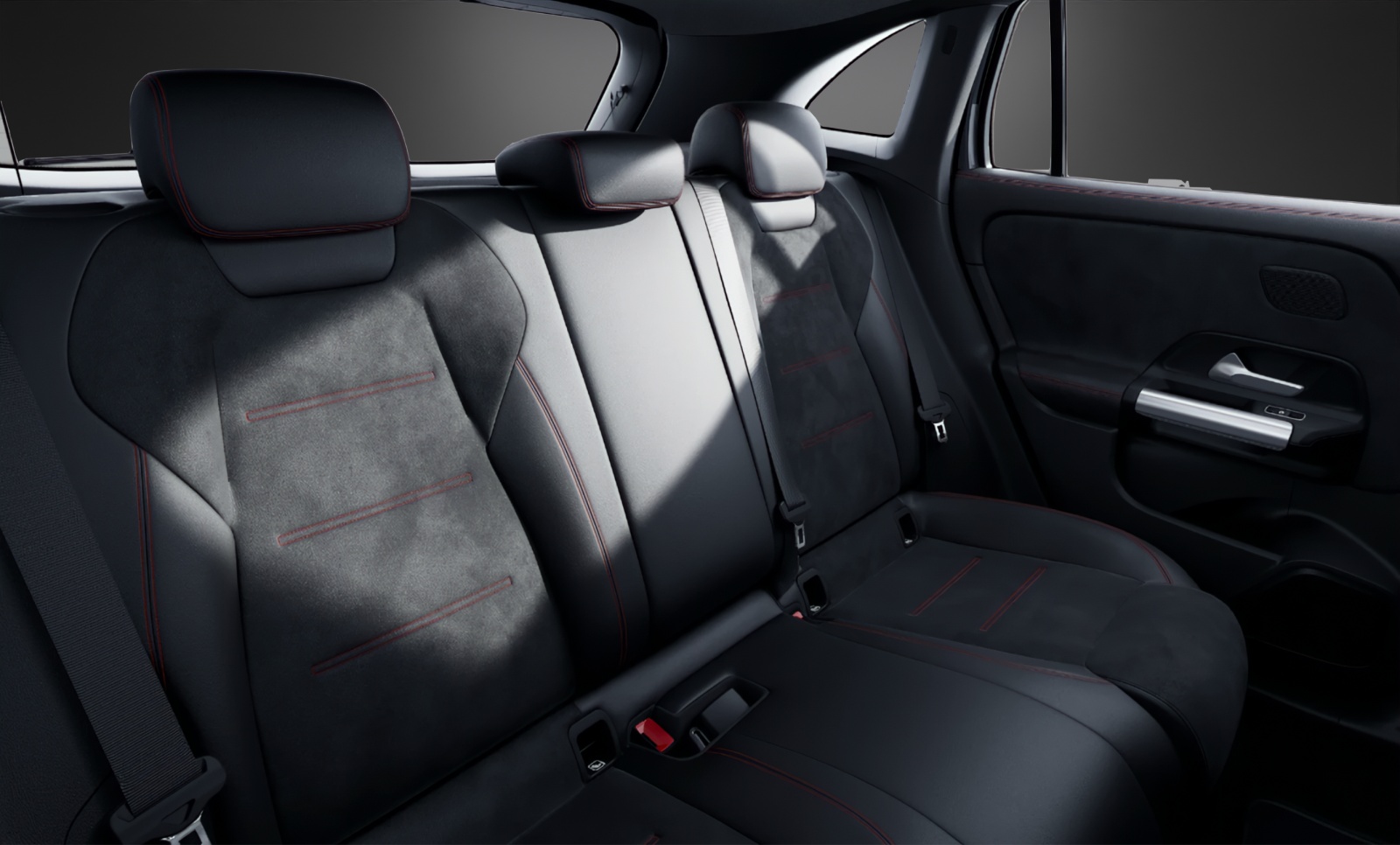 MERCEDES-BENZ GLA 250 4Matic 8G-DCT Swiss Star-image-9