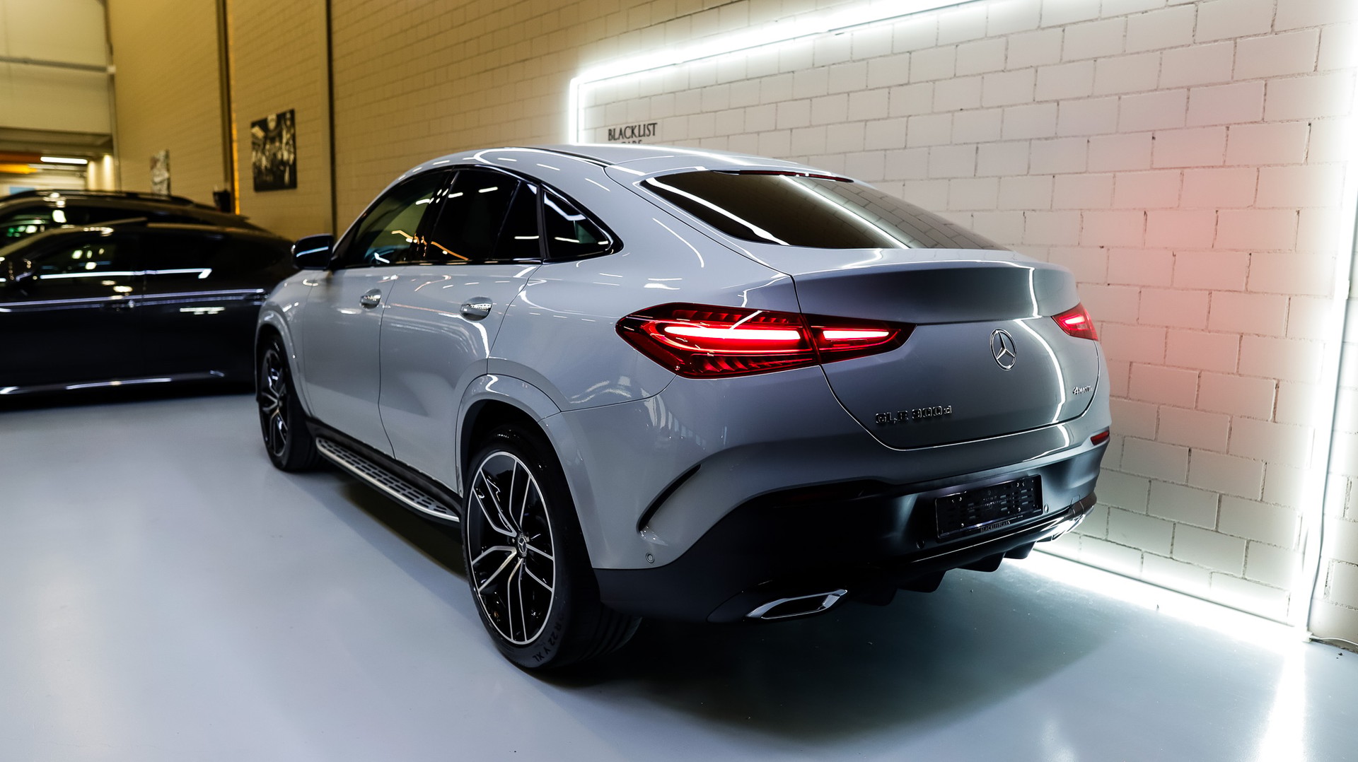 MERCEDES-BENZ GLE Coupé 300 d 4Matic+ 9G-Tronic *FACELIFT*-image-3