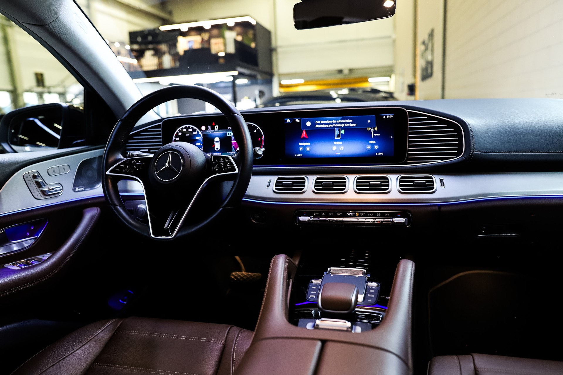 MERCEDES-BENZ GLE Coupé 300 d 4Matic+ 9G-Tronic *FACELIFT*-image-15