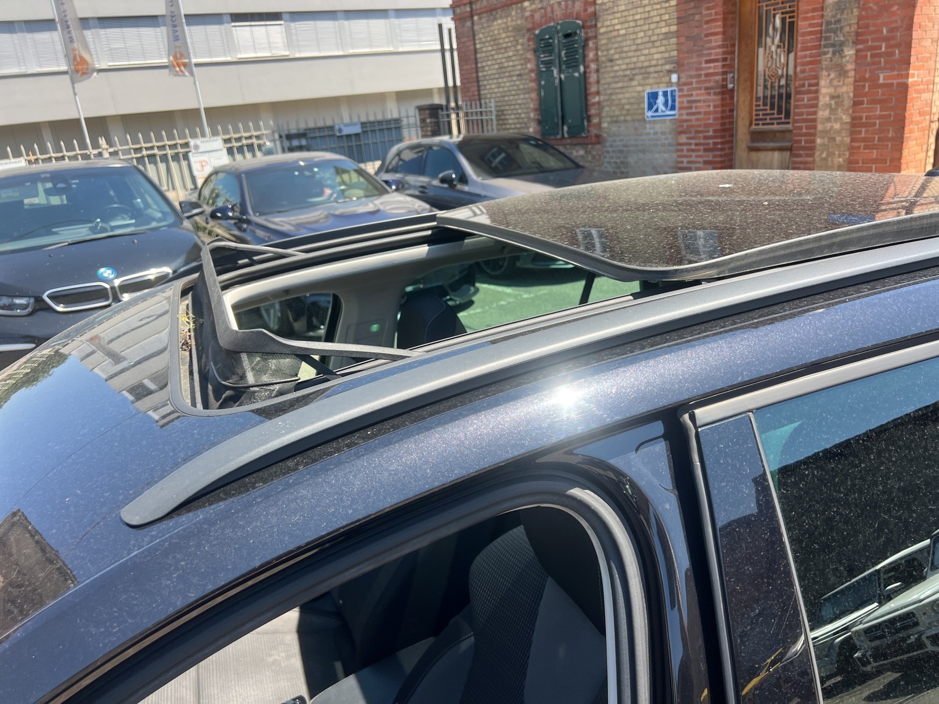 SKODA Octavia Combi 2.0 TDI DSG Ambition-image-2