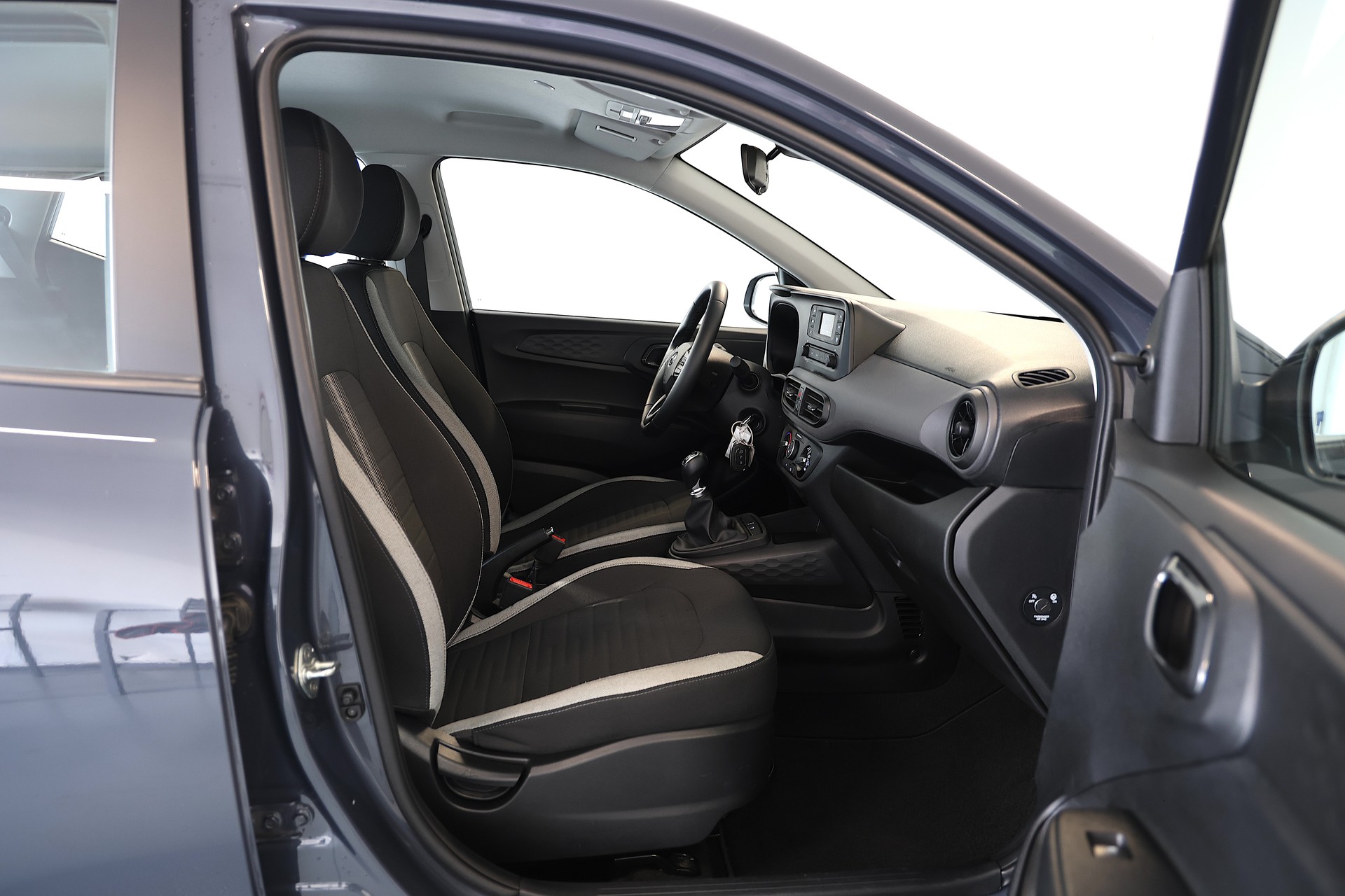 HYUNDAI i10 1.0 Pica-image-12