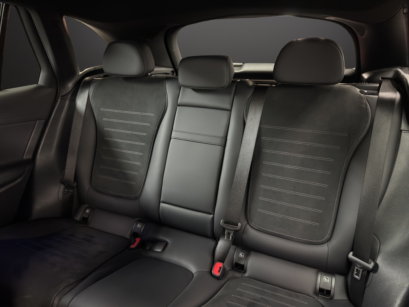 MERCEDES-BENZ GLC 220 d 4M 9G-Tronic-image-14