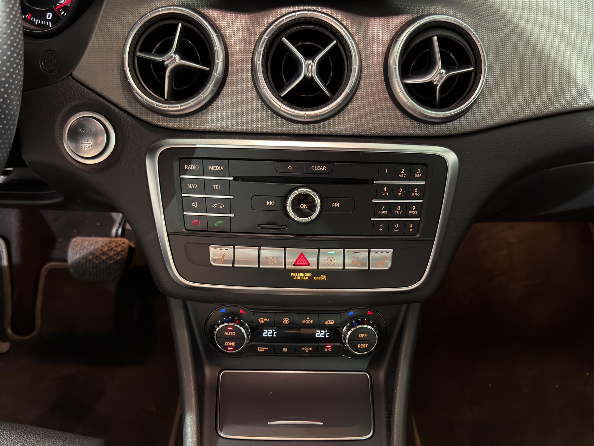 MERCEDES-BENZ CLA Shooting Brake 220 Urban 4Matic 7G-DCT-image-11