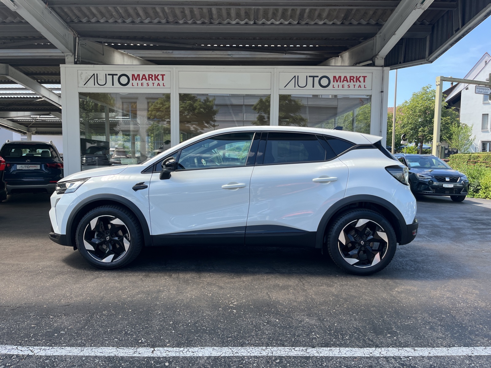 RENAULT Captur 1.3 TCe Techno-image-1