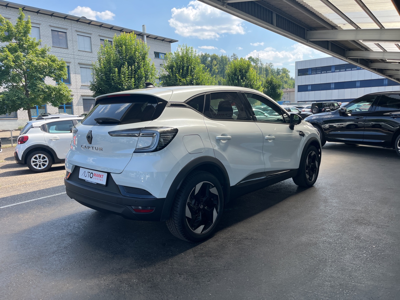 RENAULT Captur 1.3 TCe Techno-image-4