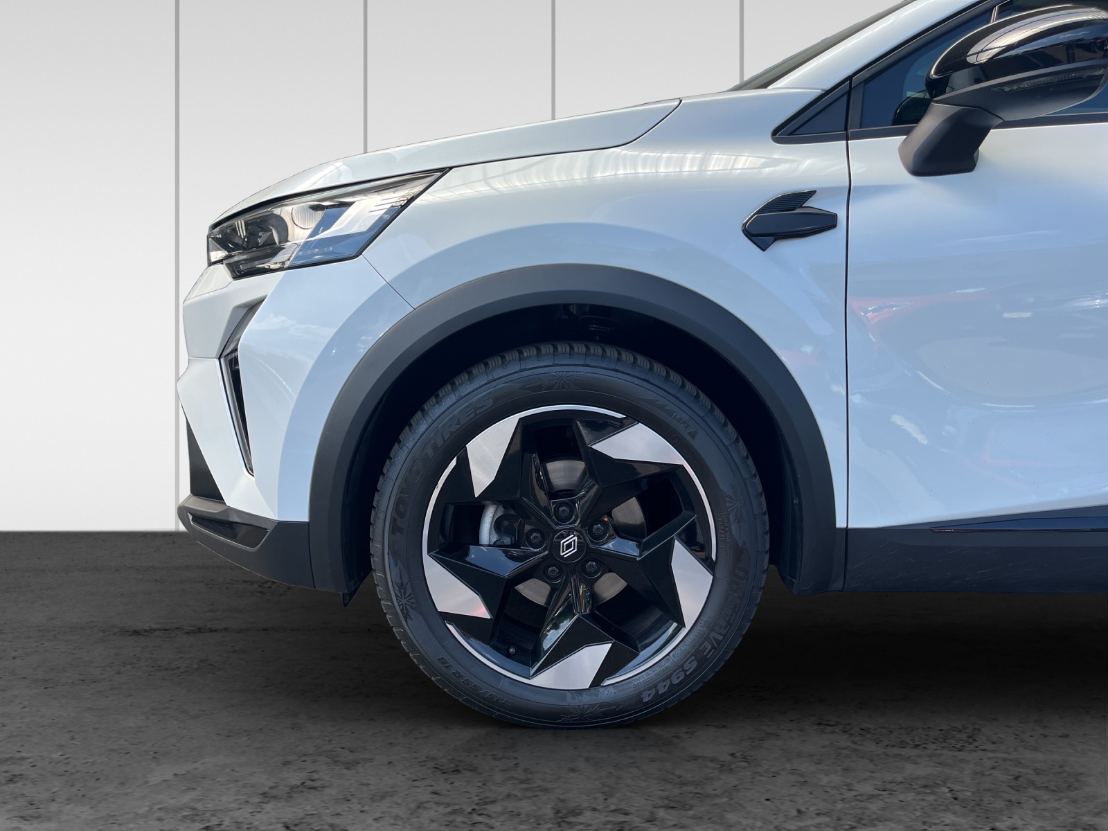 RENAULT Captur 1.3 TCe Techno-image-12