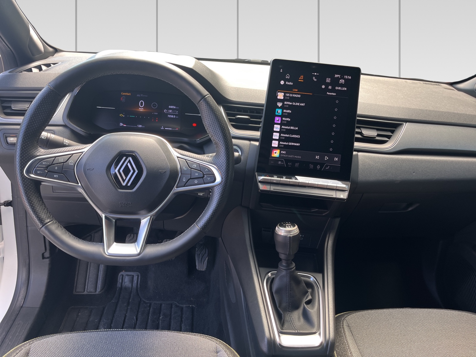 RENAULT Captur 1.3 TCe Techno-image-7