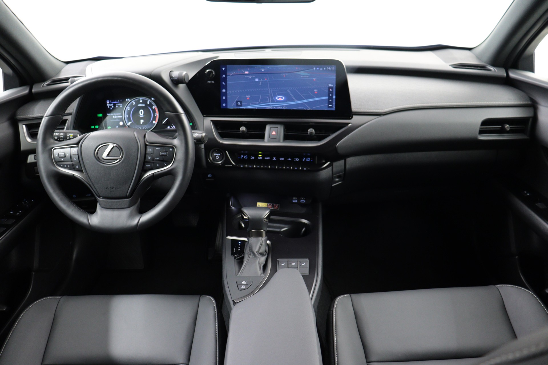 LEXUS UX 250h F-Line-image-8
