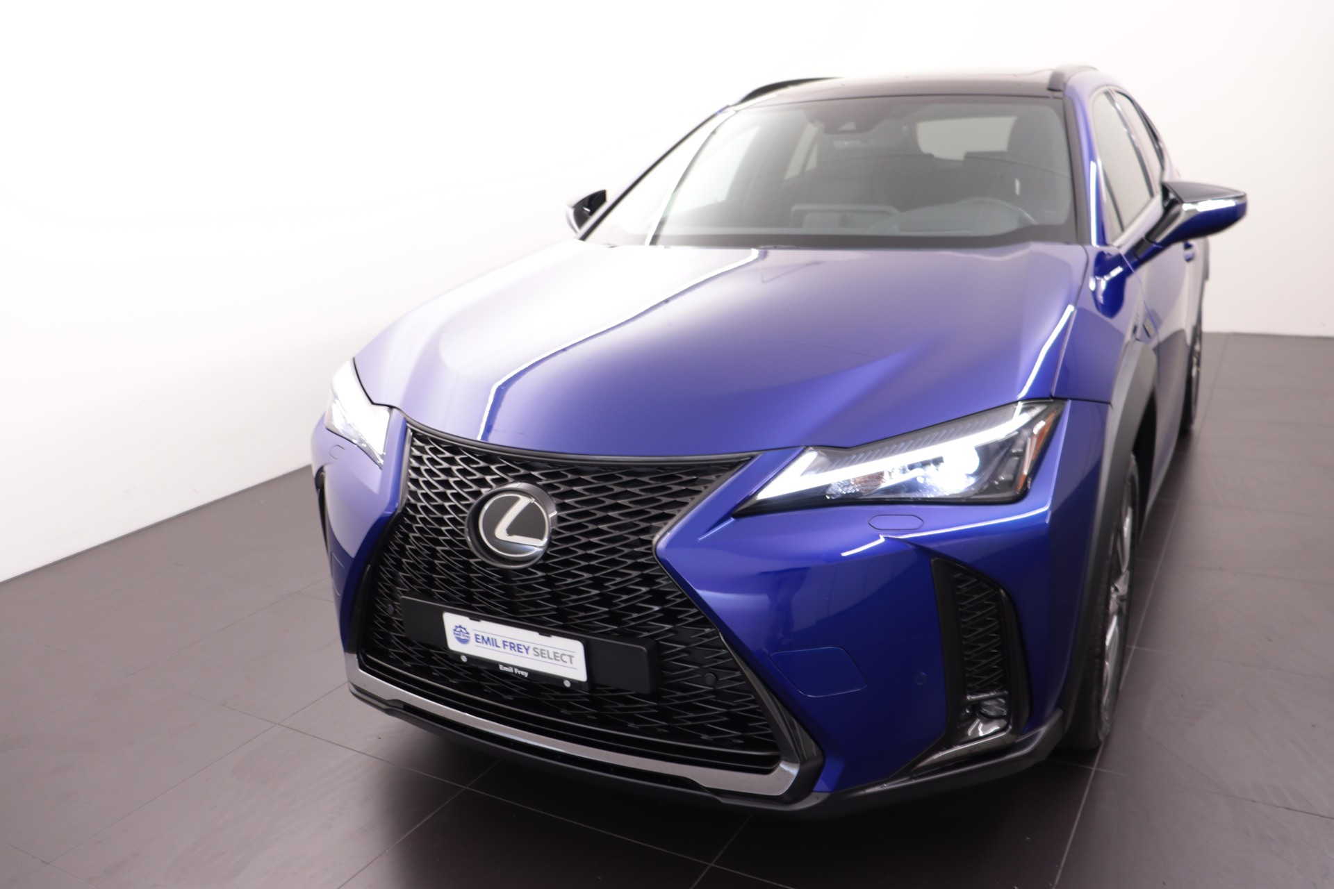 LEXUS UX 250h F-Line-image-0