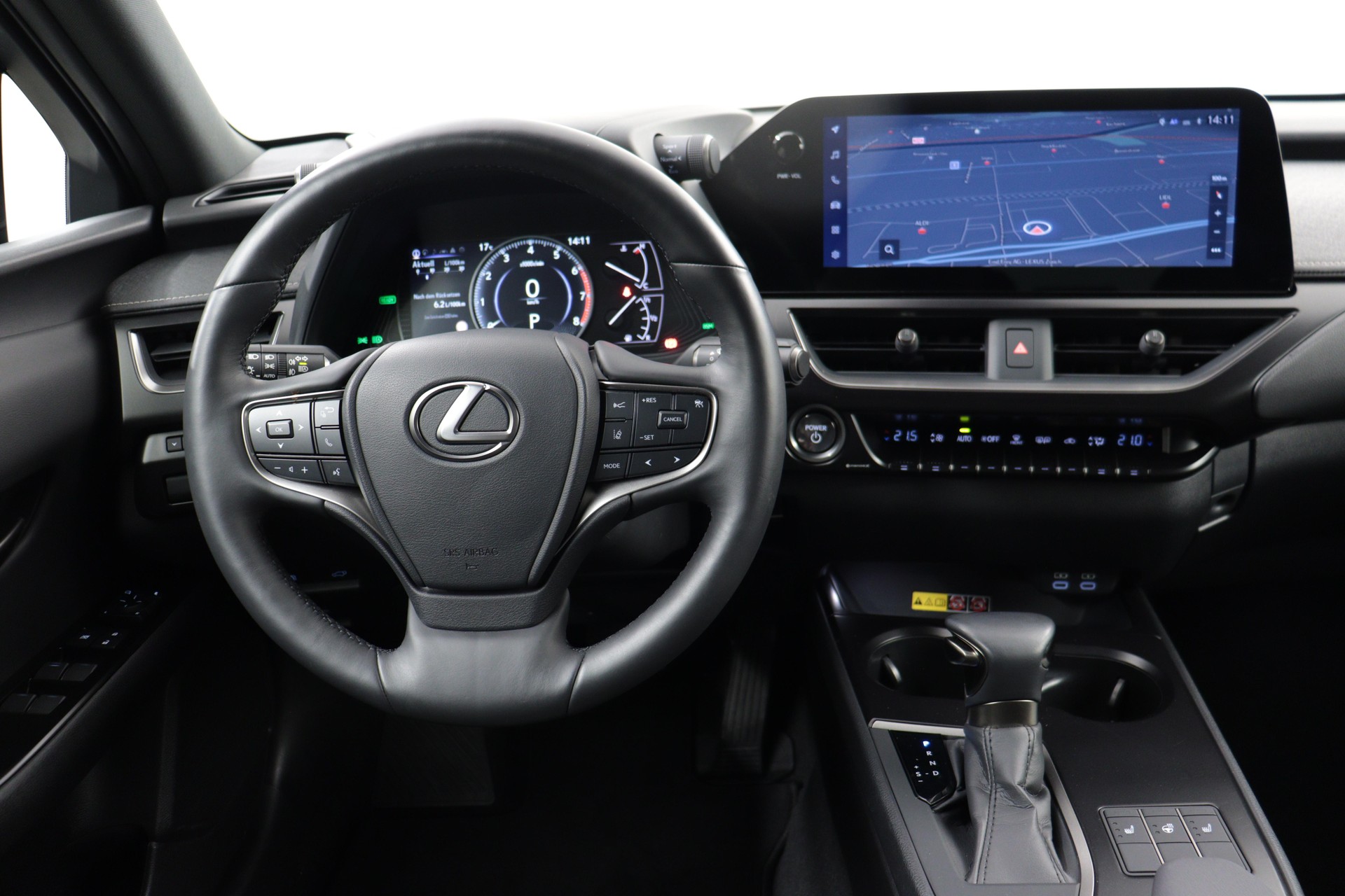 LEXUS UX 250h F-Line-image-4