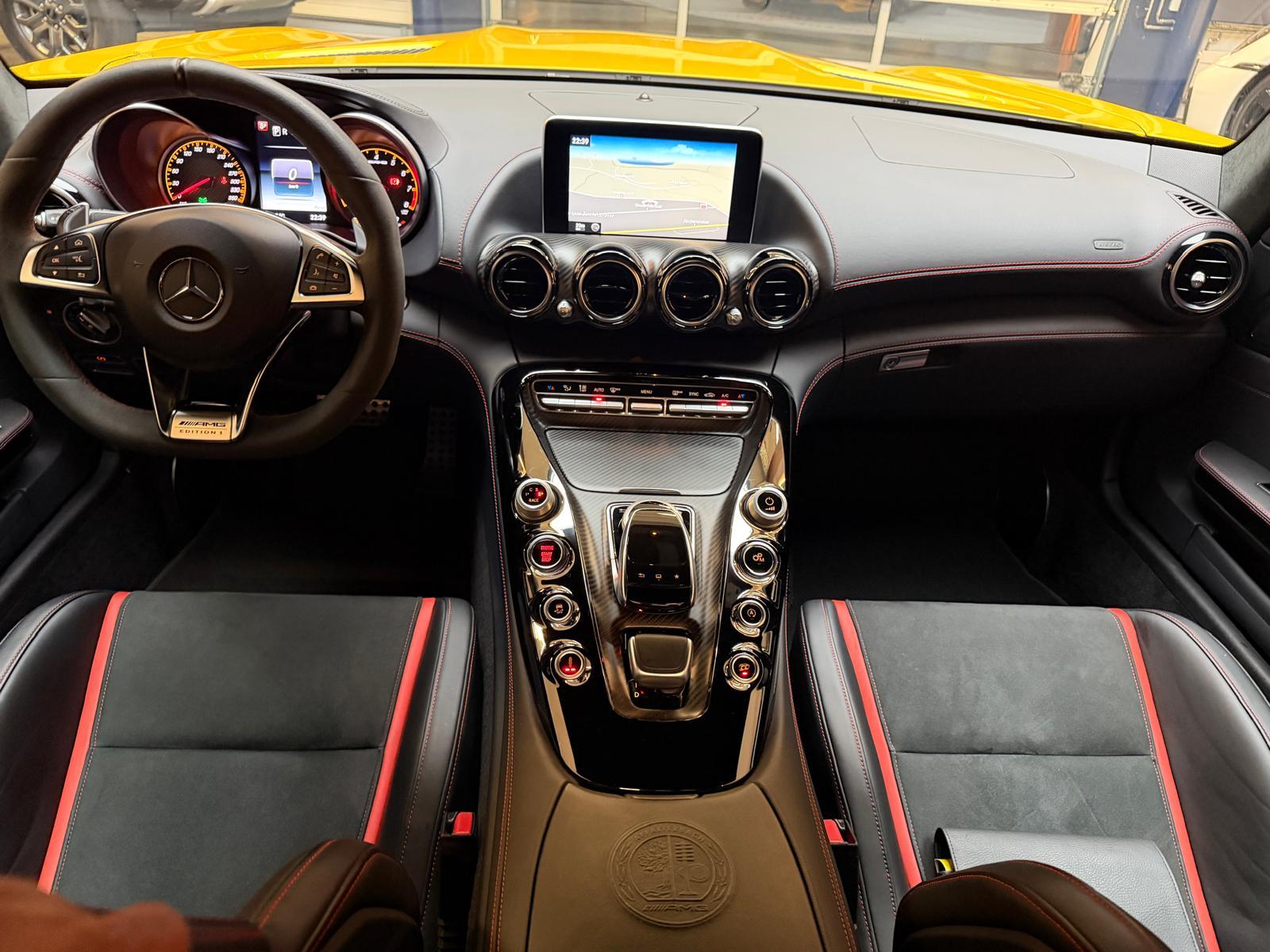 MERCEDES-BENZ AMG GT S Coupé-image-12