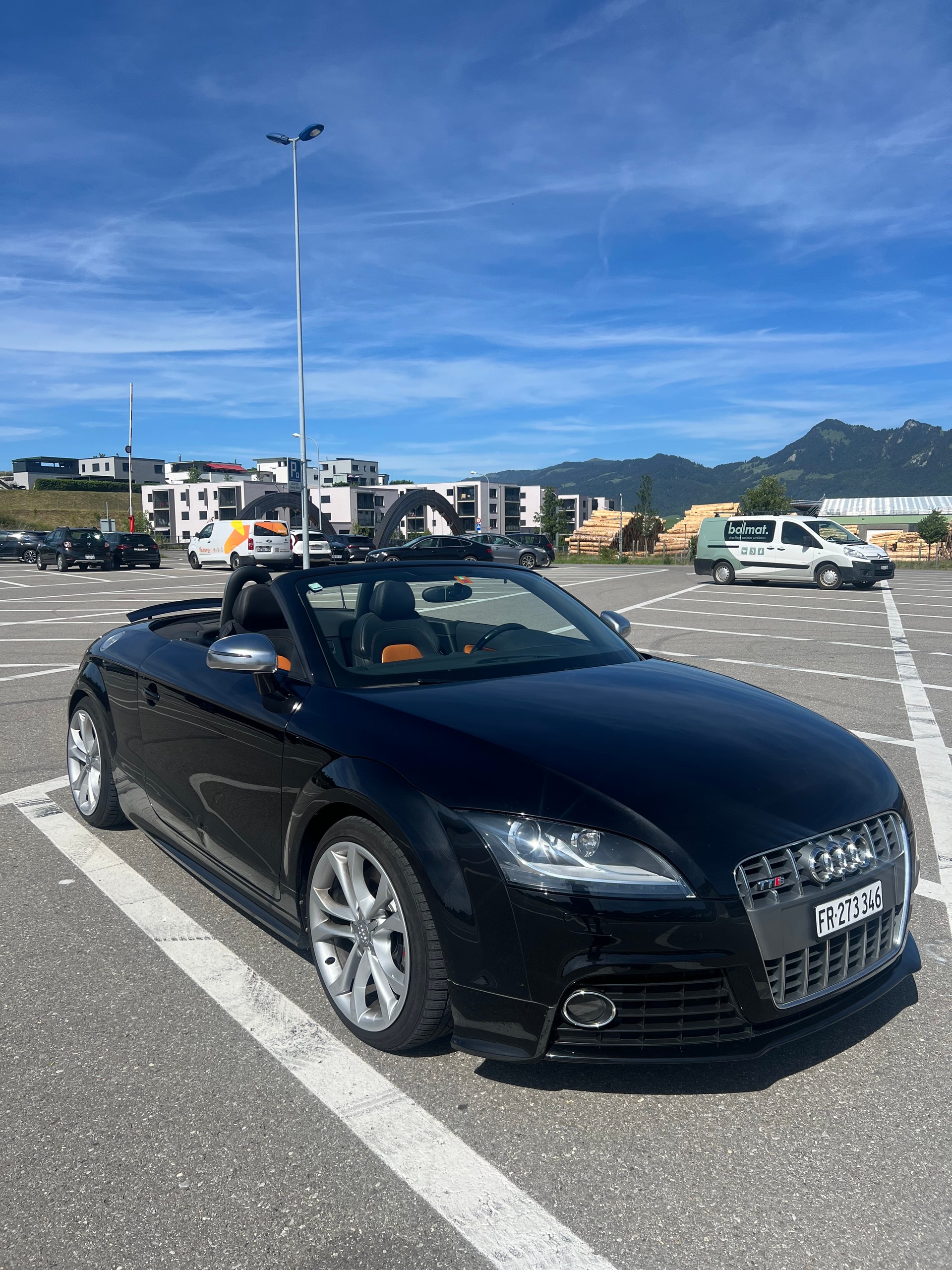 AUDI TT-image-0