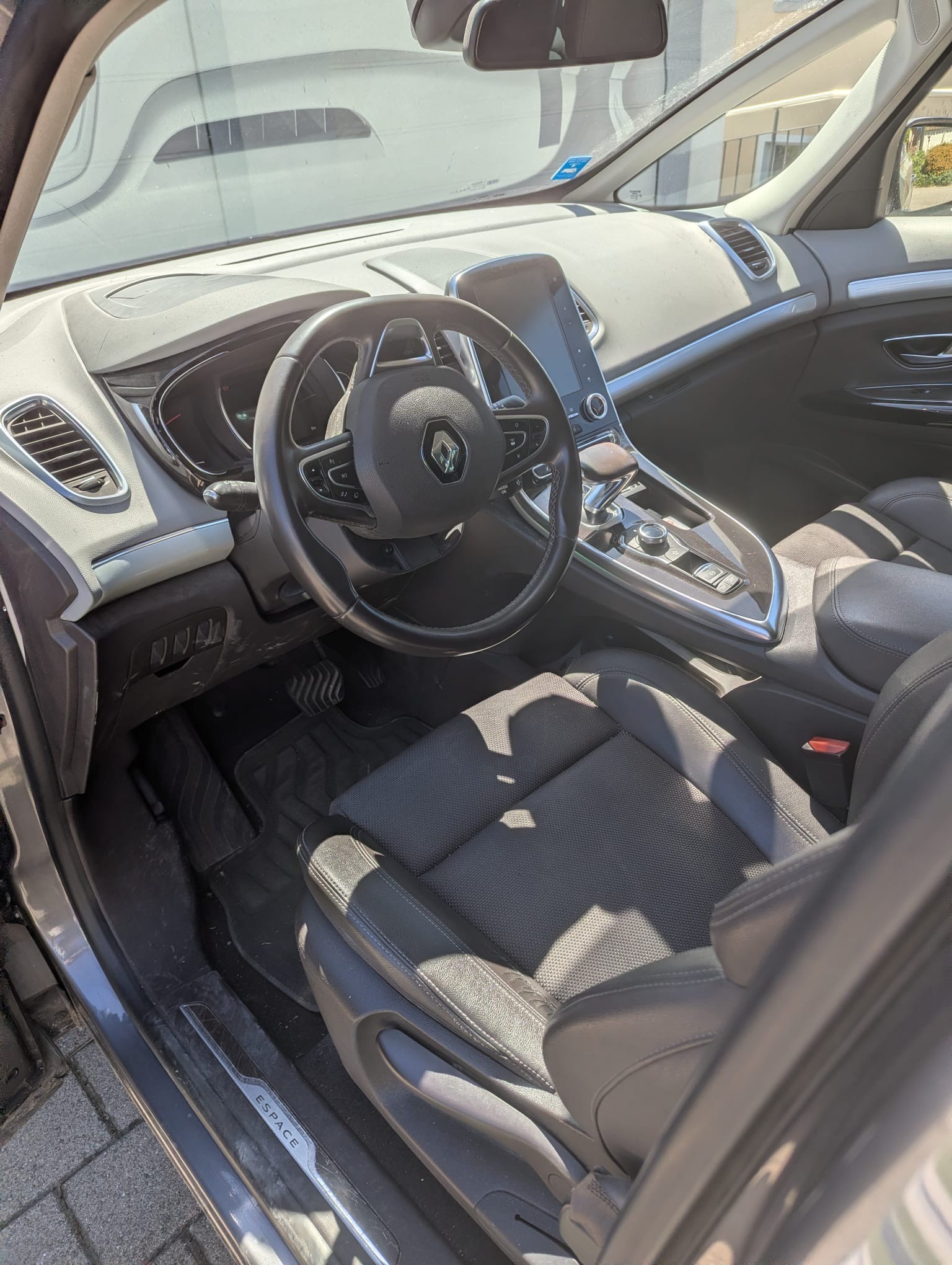 RENAULT Espace 1.6 dCi Intens EDC-image-4