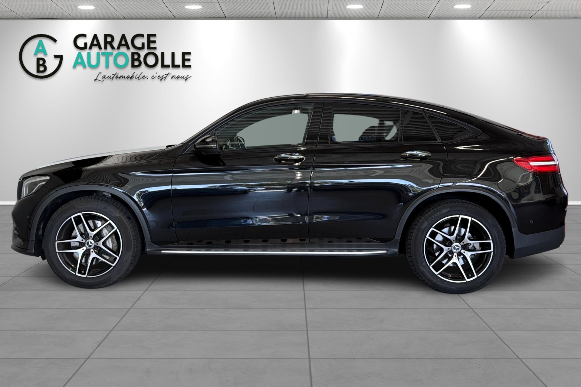 MERCEDES-BENZ GLC Coupé 250 AMG Line 4Matic 9G-Tronic-image-6
